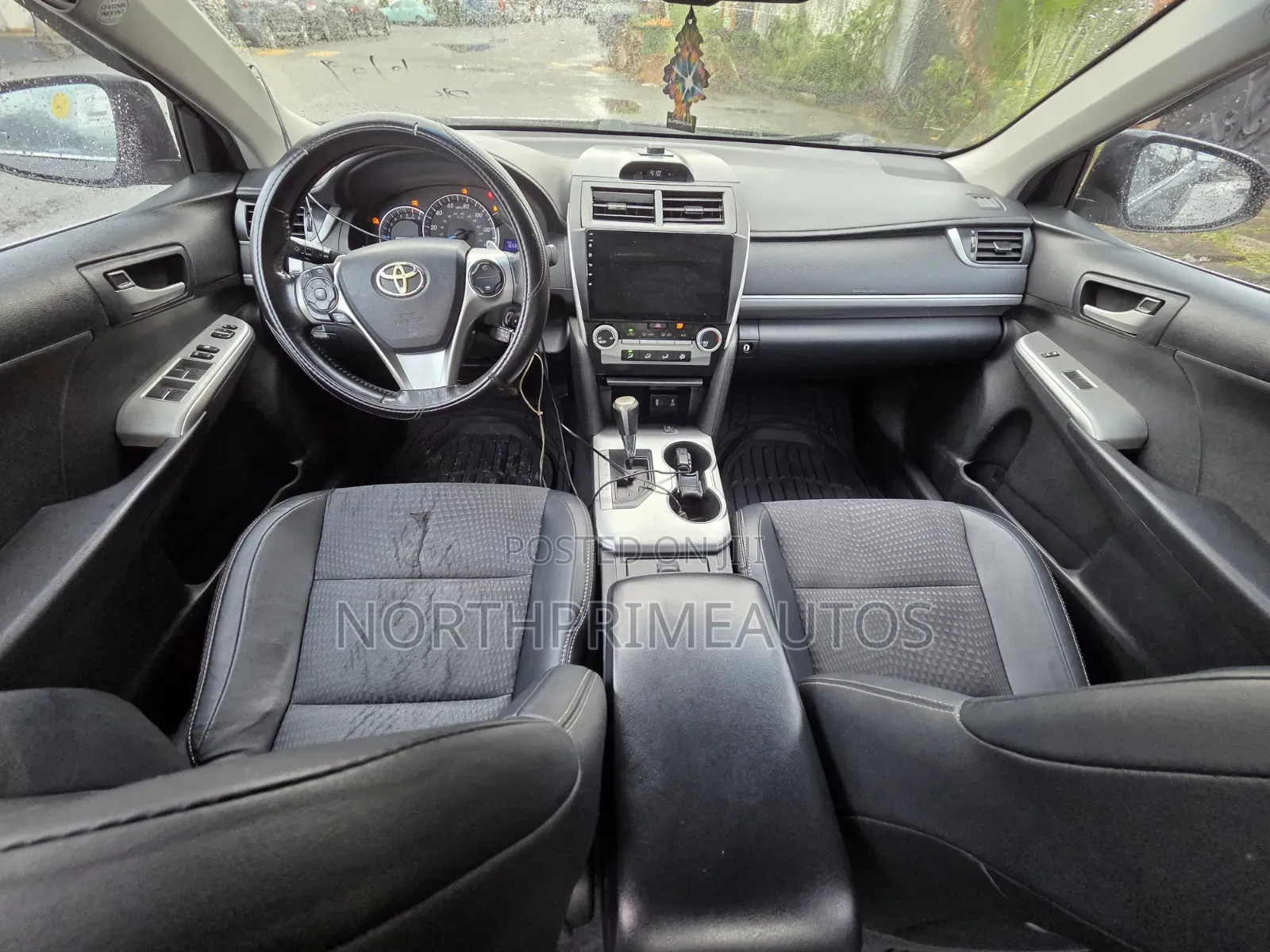 Toyota Camry SE 4dr Sedan (2.5L 4cyl 6A) 2012 Black