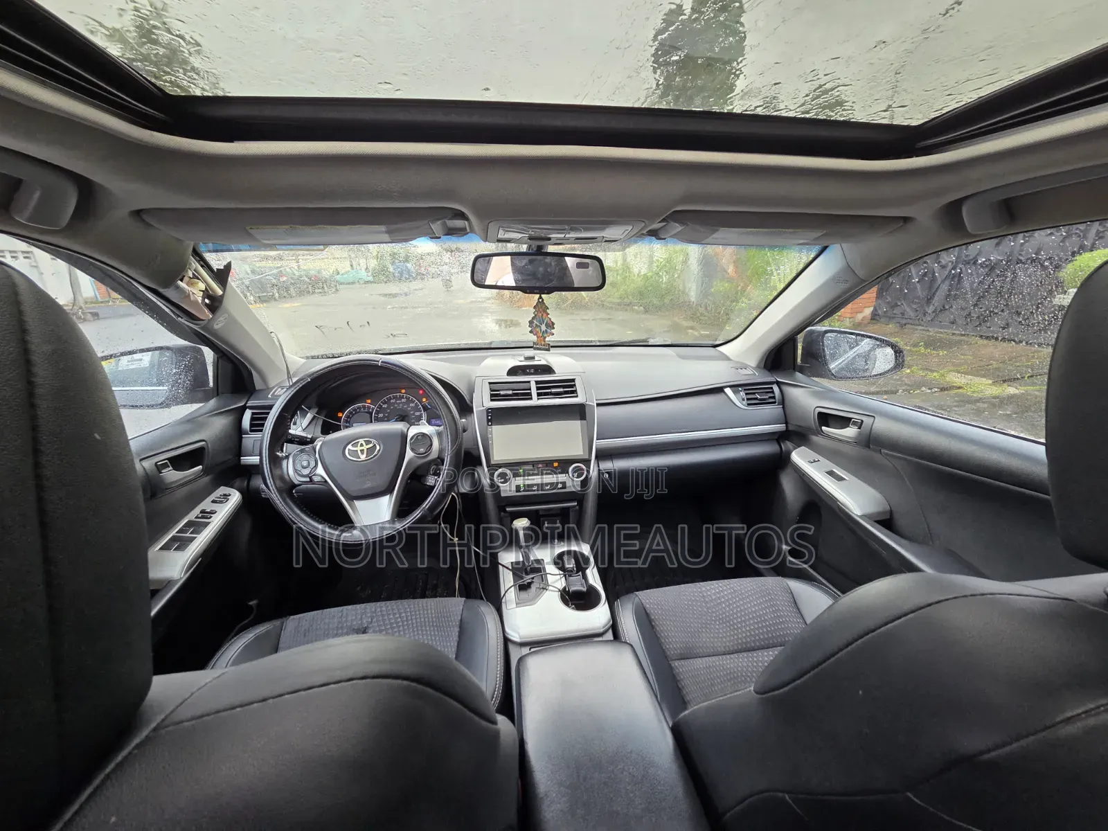 Toyota Camry SE 4dr Sedan (2.5L 4cyl 6A) 2012 Black