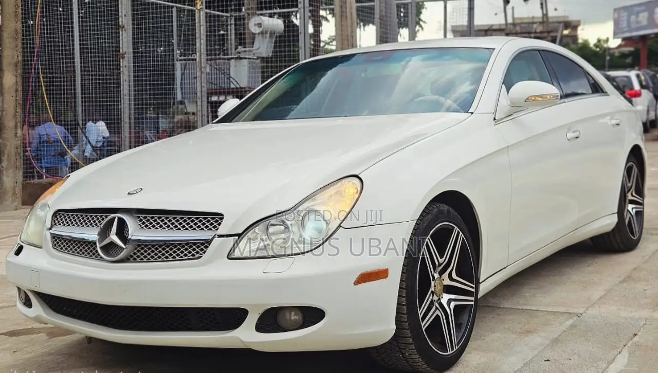 Mercedes-Benz CLS 2007 White