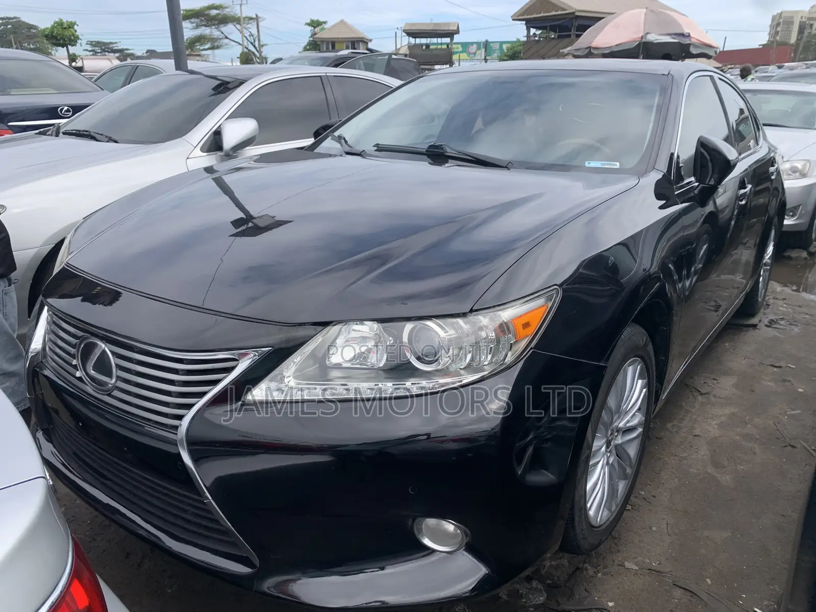 Lexus ES 2013 Black