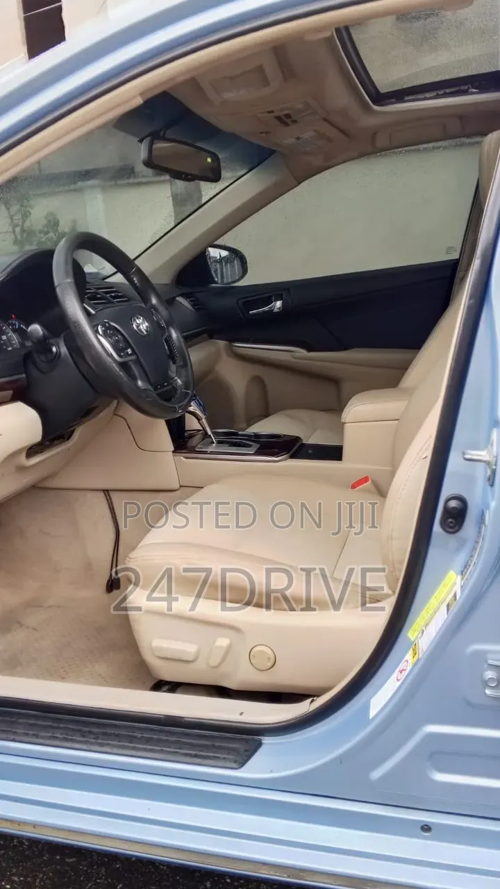 Toyota Camry XLE V6 4dr Sedan (3.5L 6cyl 6A) 2013 Blue