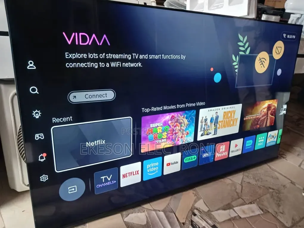 Hisense TV 65inches Smart Original