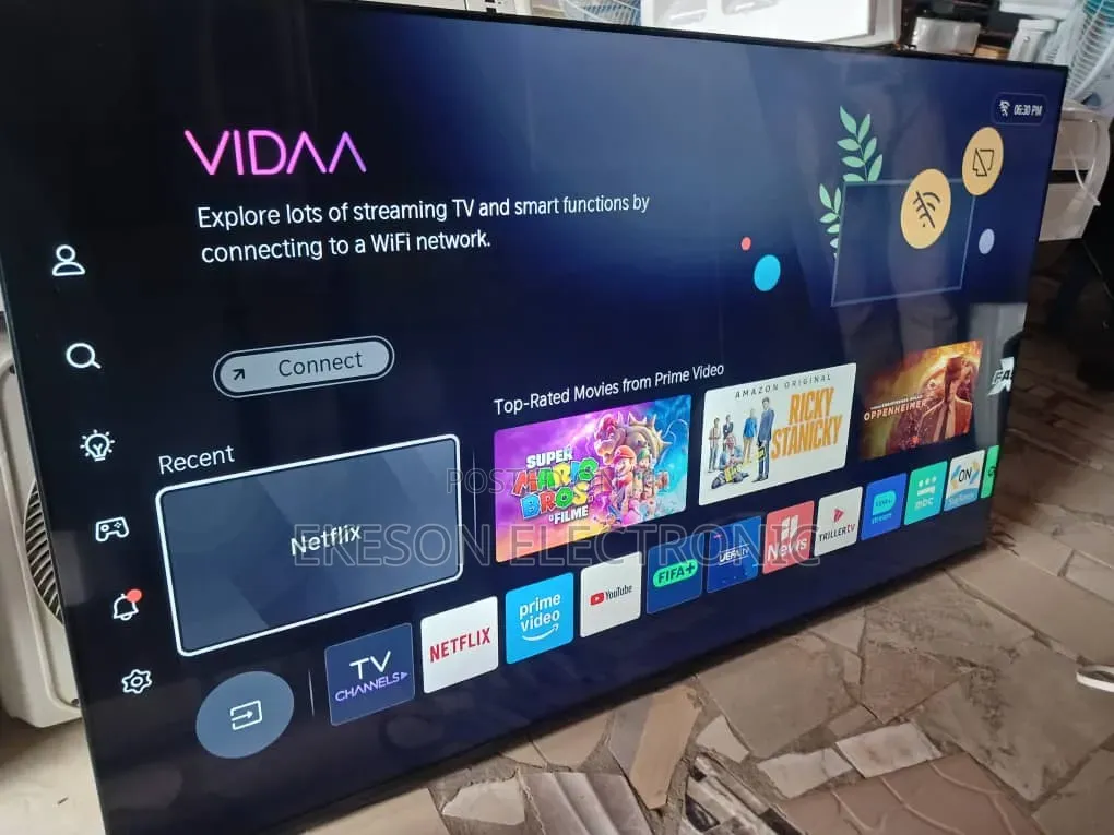 Hisense TV 65inches Smart Original