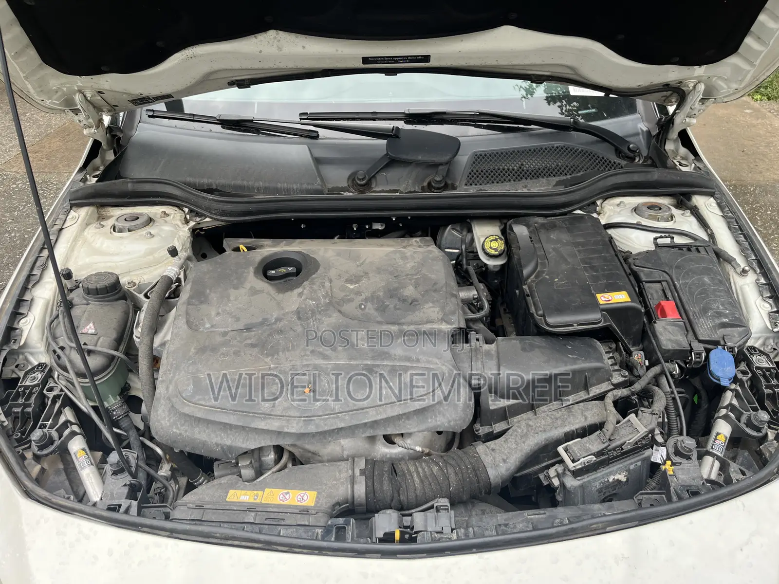 Mercedes-Benz CLA-Class CLA 250 4MATIC Sedan 2015 White