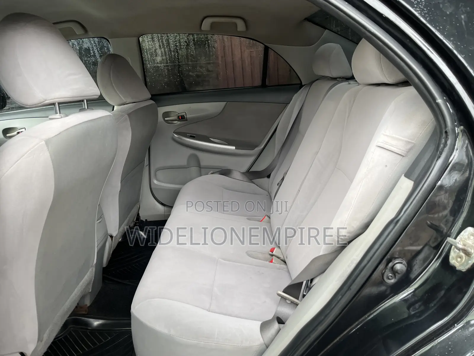 Toyota Corolla L 4dr Sedan (1.8L 4cyl 5M) 2012 Black