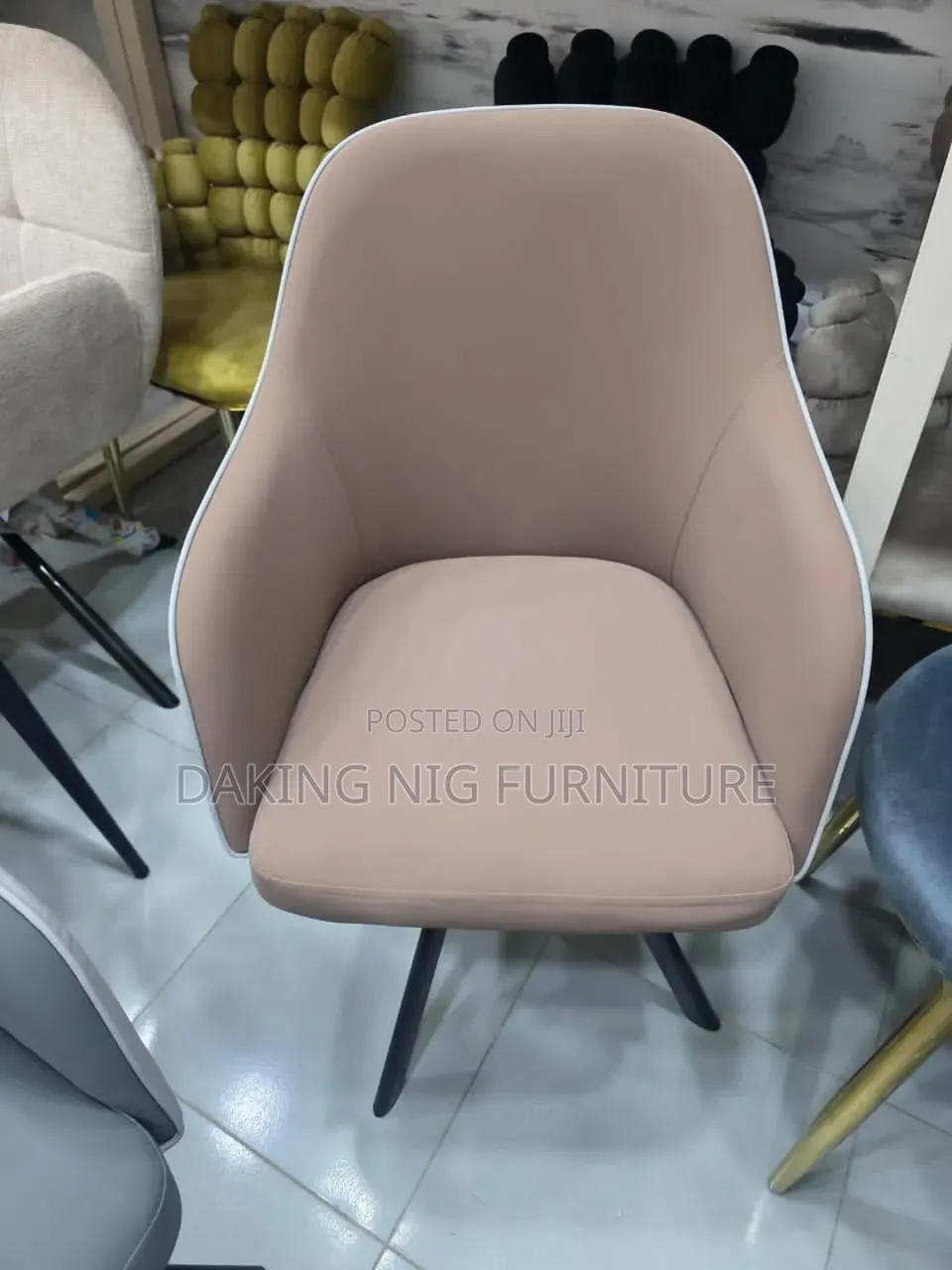 High Quality Single Chair