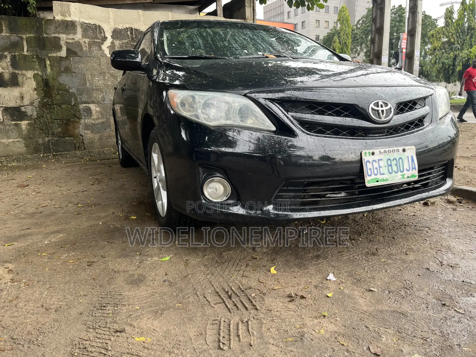 Toyota Corolla L 4dr Sedan (1.8L 4cyl 5M) 2012 Black