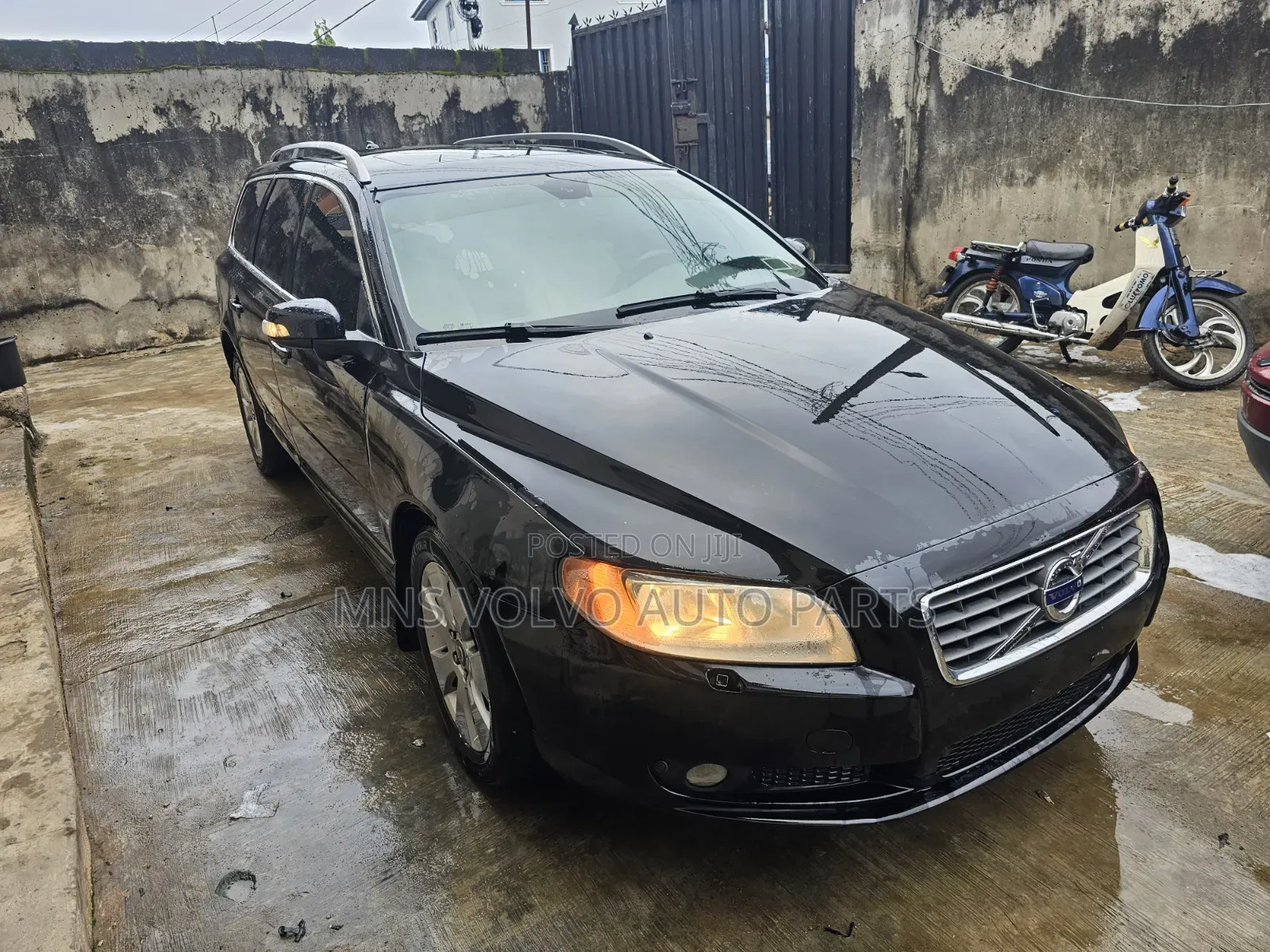 Volvo V70 3.2 2008 Black