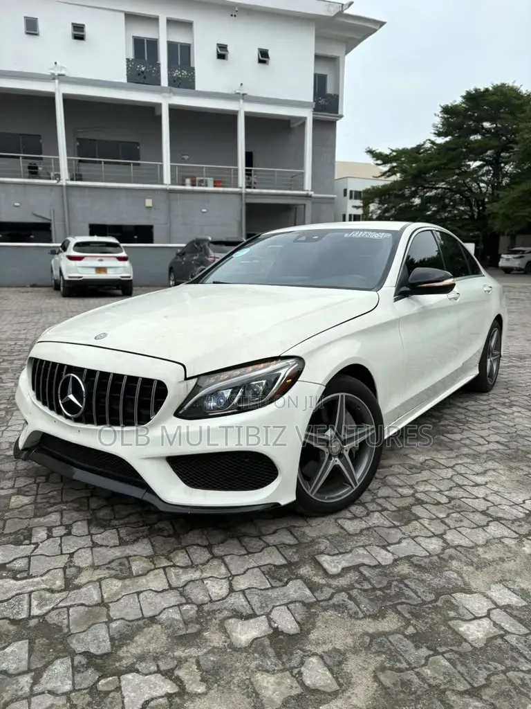 Mercedes-Benz C300 2015 White