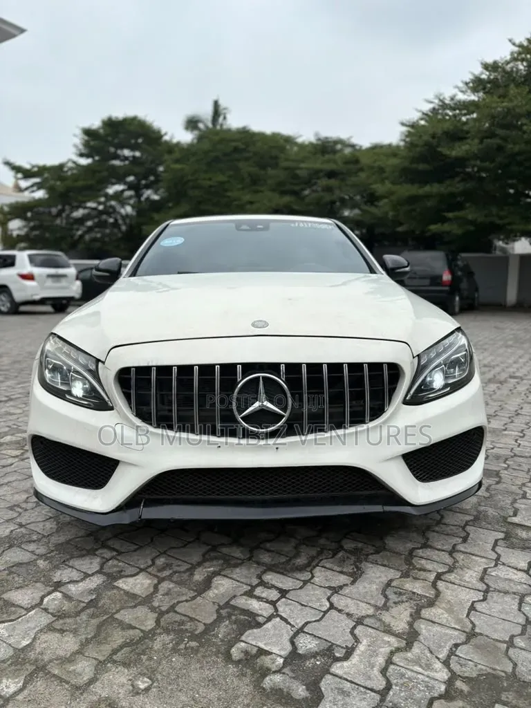 Mercedes-Benz C300 2015 White