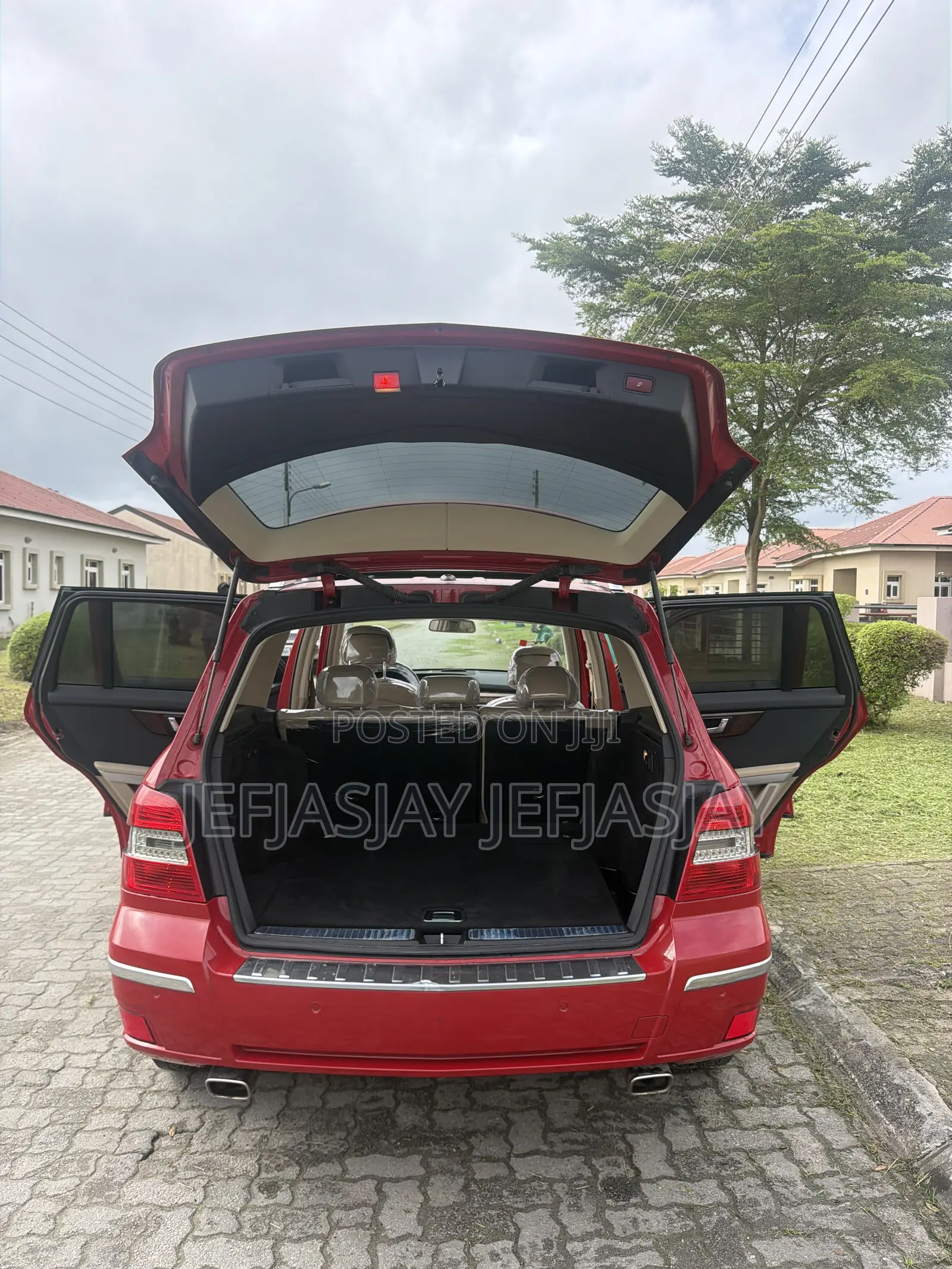 Mercedes-Benz GLK-Class 350 4MATIC 2010 Red