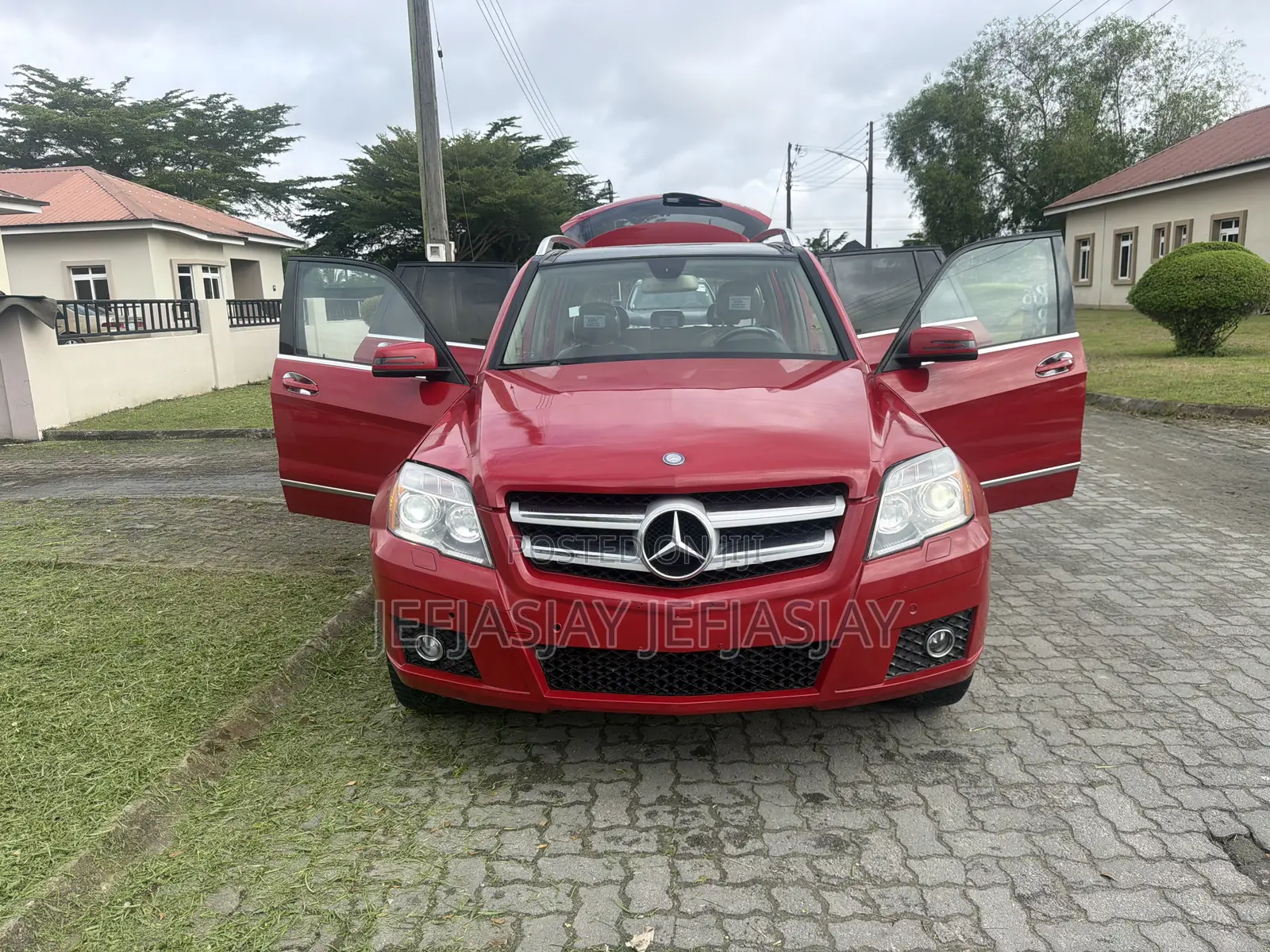 Mercedes-Benz GLK-Class 350 4MATIC 2010 Red