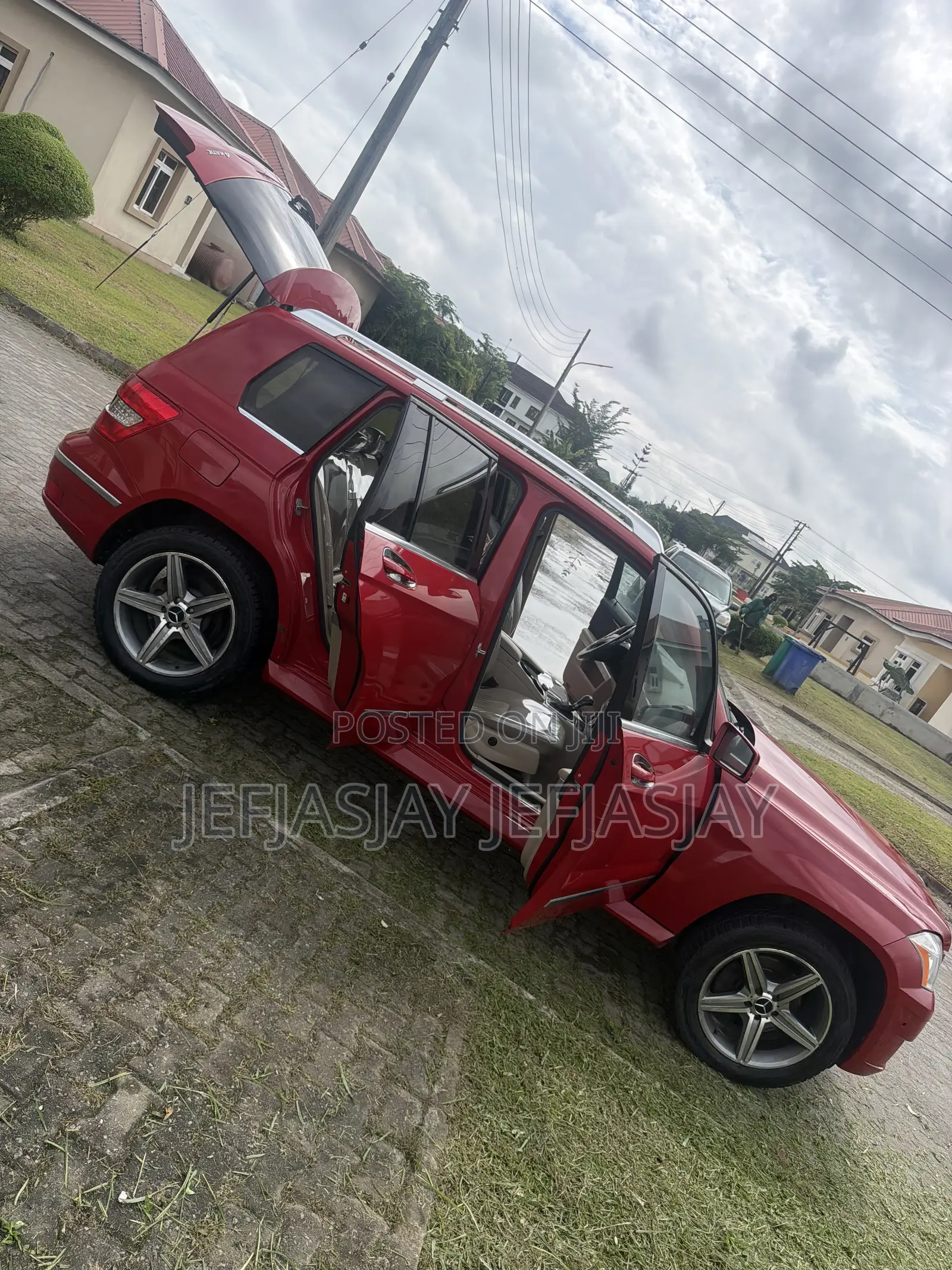 Mercedes-Benz GLK-Class 350 4MATIC 2010 Red