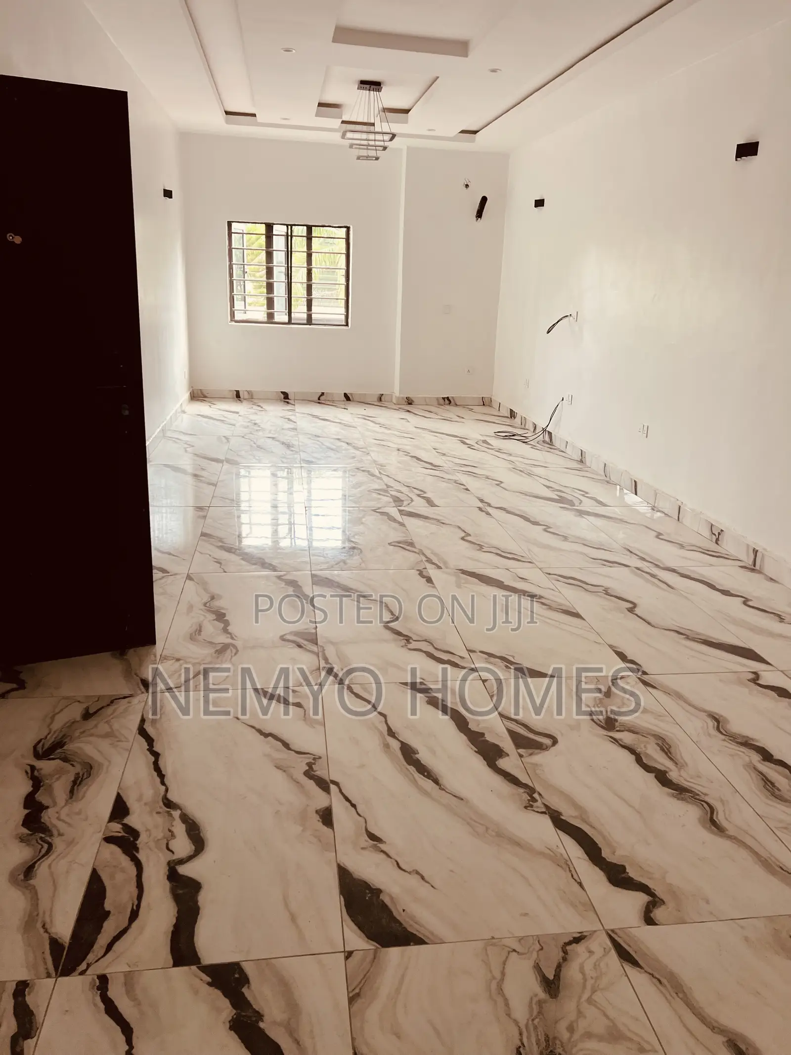 2bdrm Block of Flats in Inside An Estate At, Dakwo District for rent