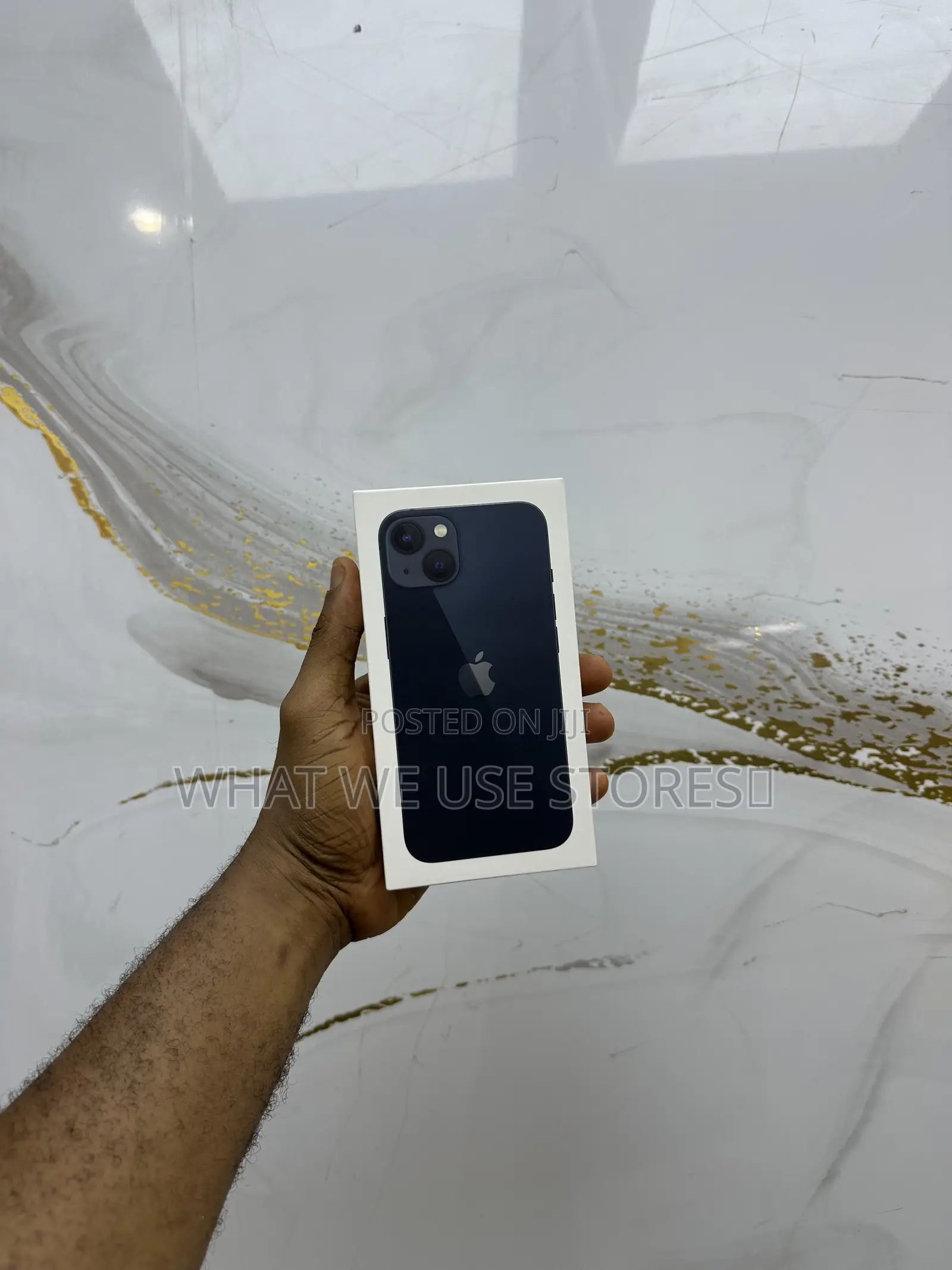 New Apple iPhone 13 128 GB Black