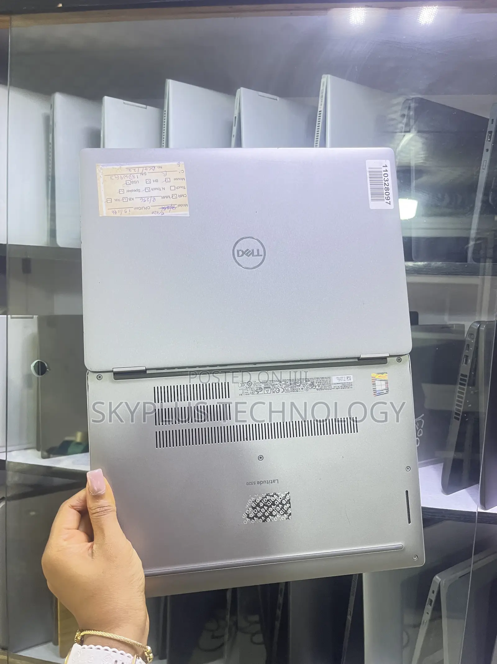 Laptop Dell Latitude 5320 8GB Intel Core i5 SSD 256GB