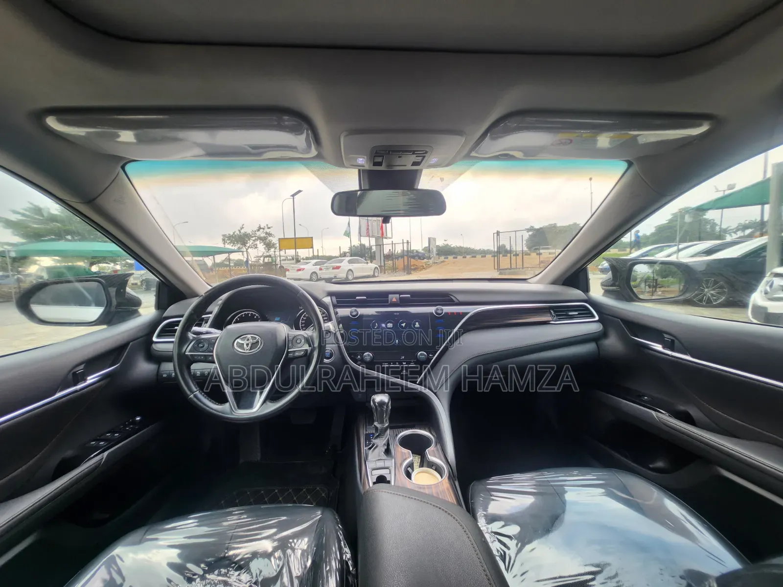 Toyota Camry 2020 Gold