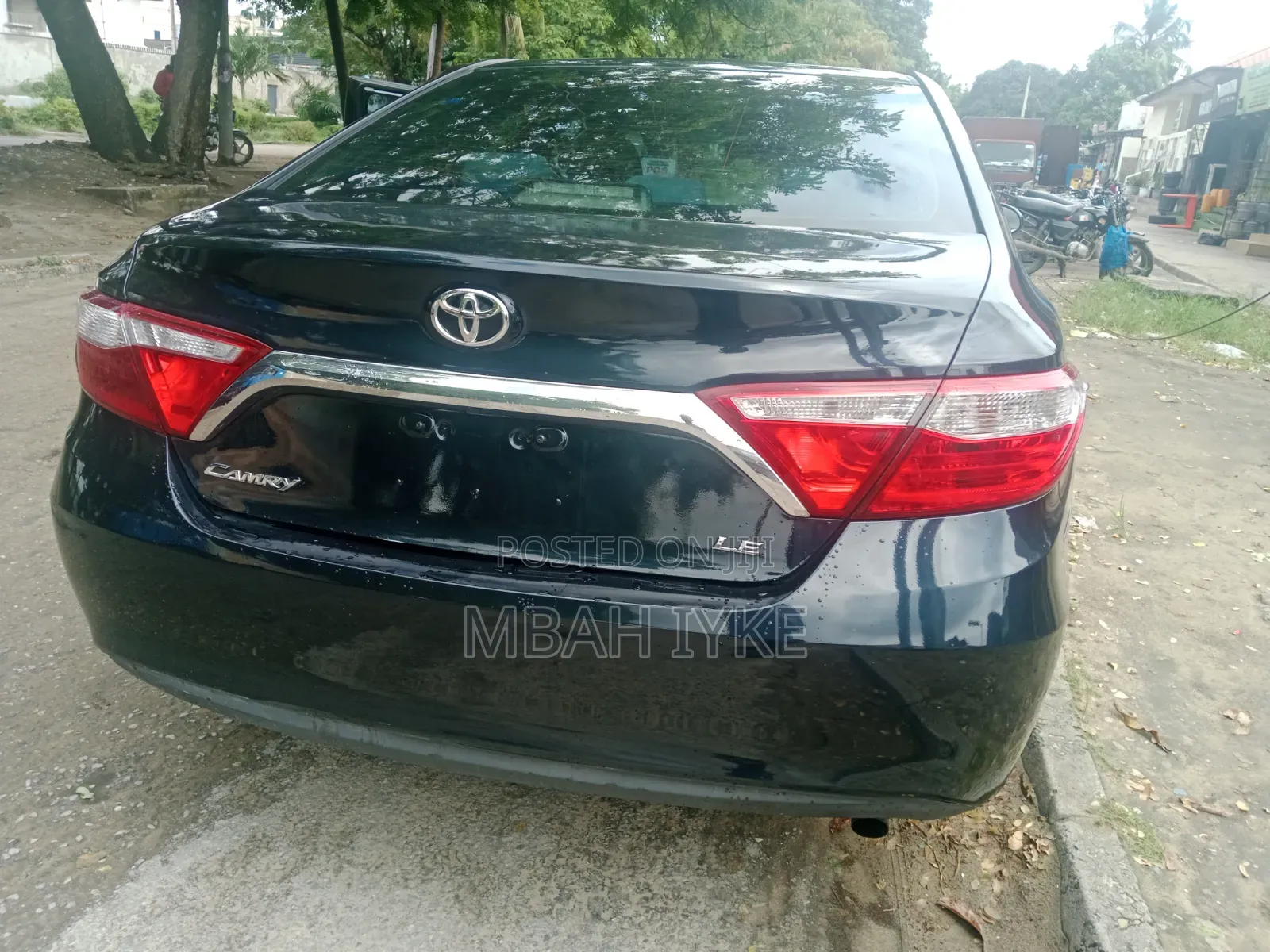 Toyota Camry LE 4dr Sedan (2.5L 4cyl 6A) 2017 Black