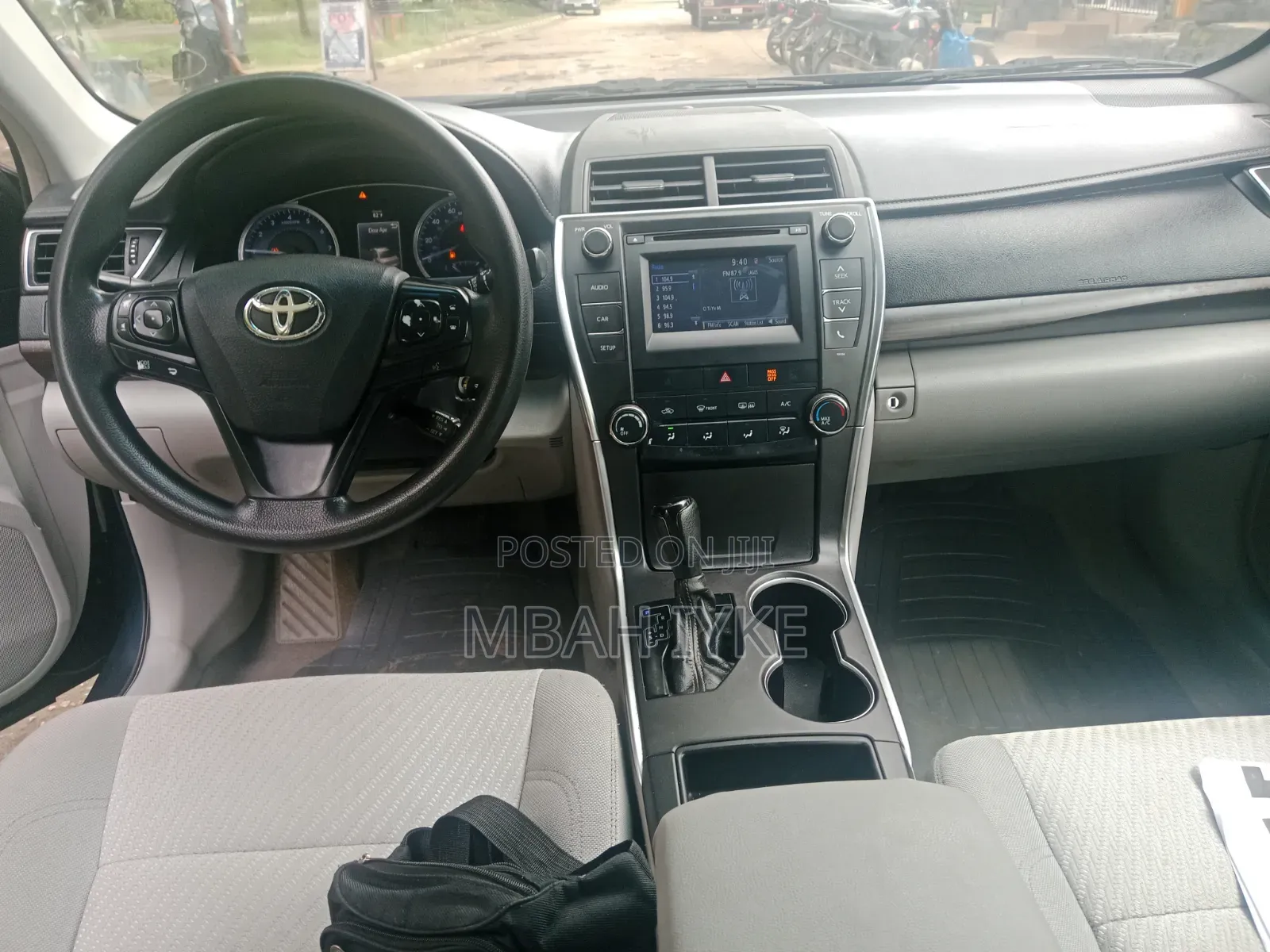 Toyota Camry LE 4dr Sedan (2.5L 4cyl 6A) 2017 Black