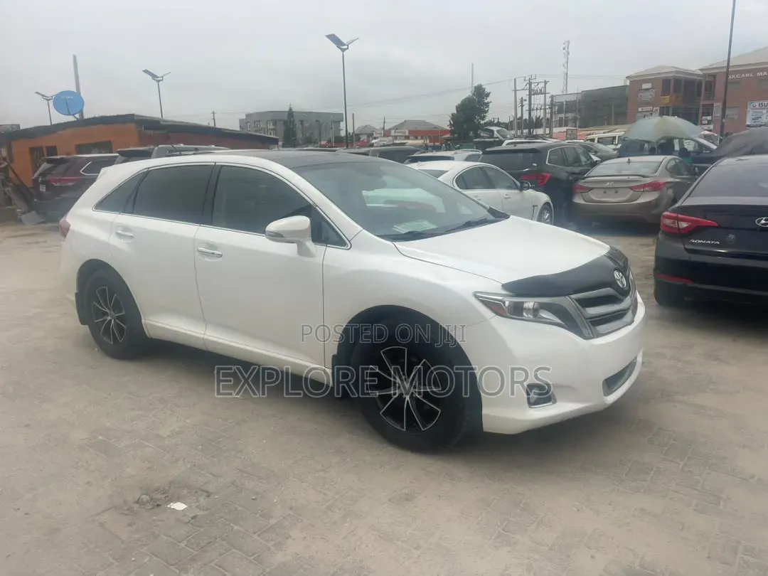 Toyota Venza 2015 White