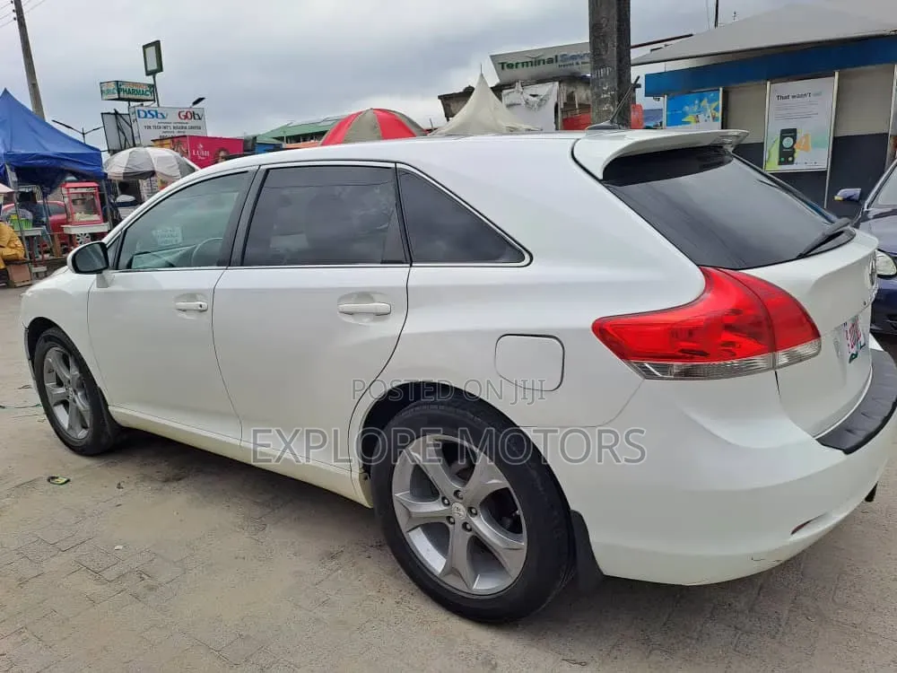 Toyota Venza 2015 White