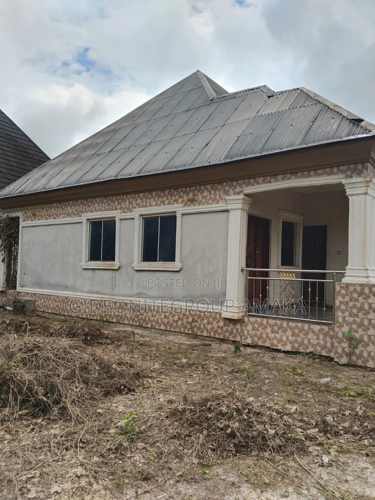 3bdrm Bungalow in Benin Road, Ethiope East for sale