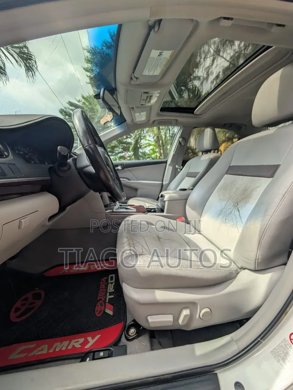 Toyota Camry XLE 4dr Sedan (2.5L 4cyl 6A) 2014 White