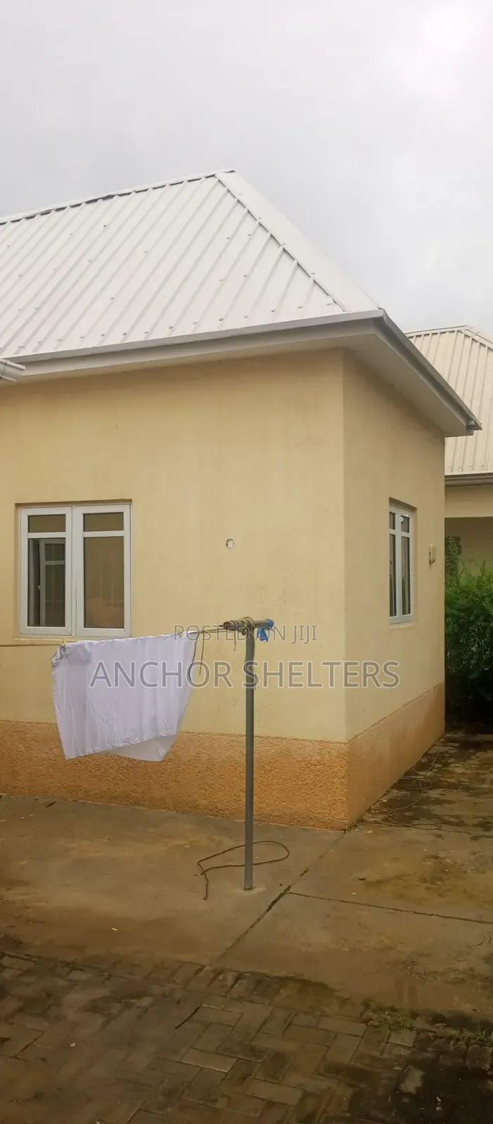 3bdrm Bungalow in Von Garden, FHA for sale