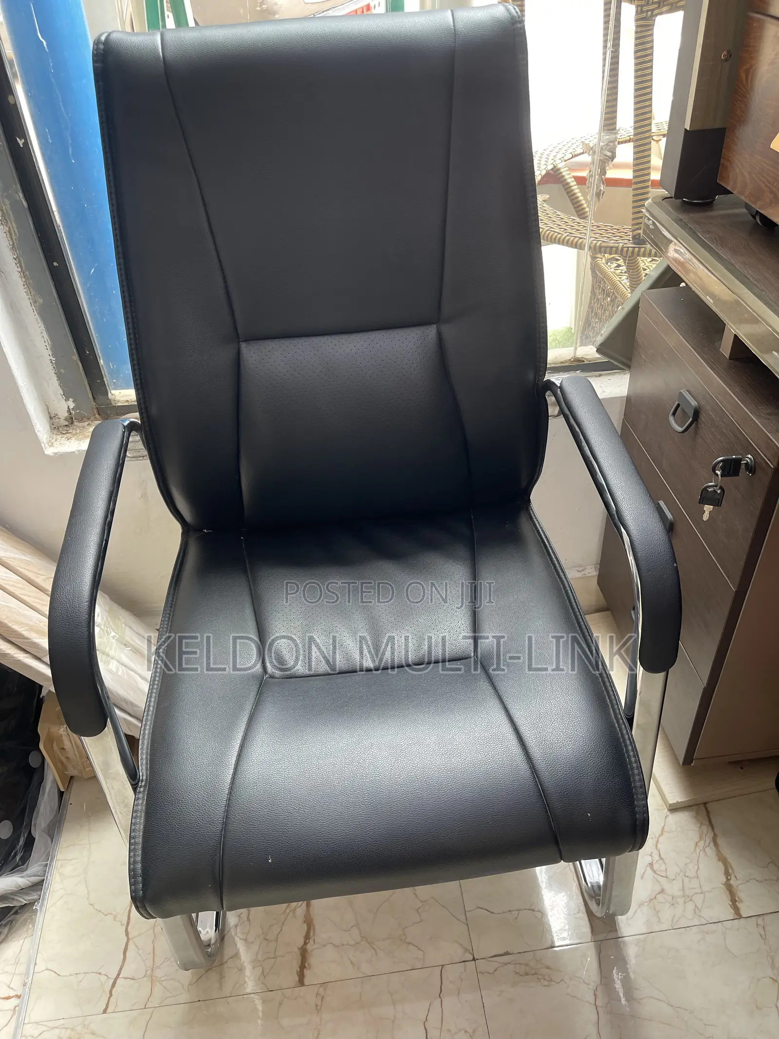 Leather Office Visitor Chair for Offices and Home
