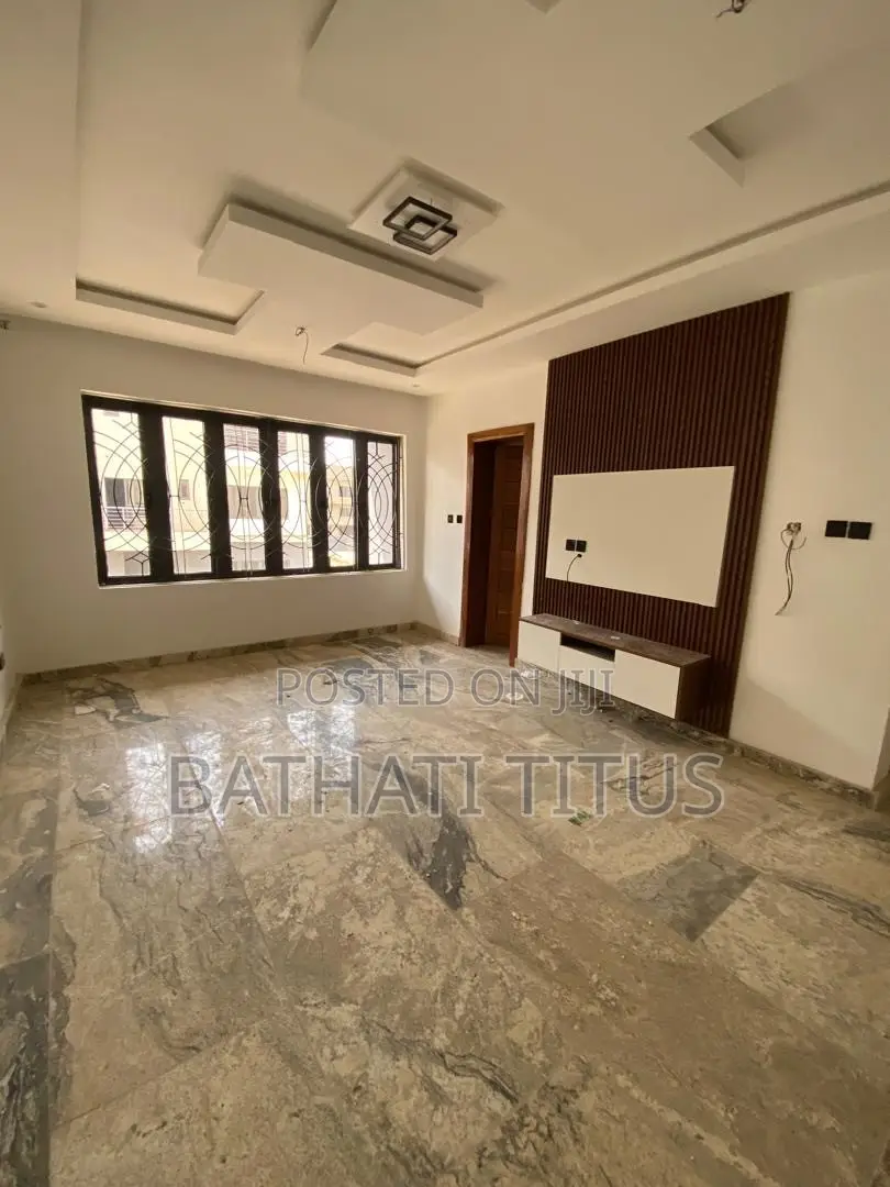 4bdrm Duplex in Kaura for sale