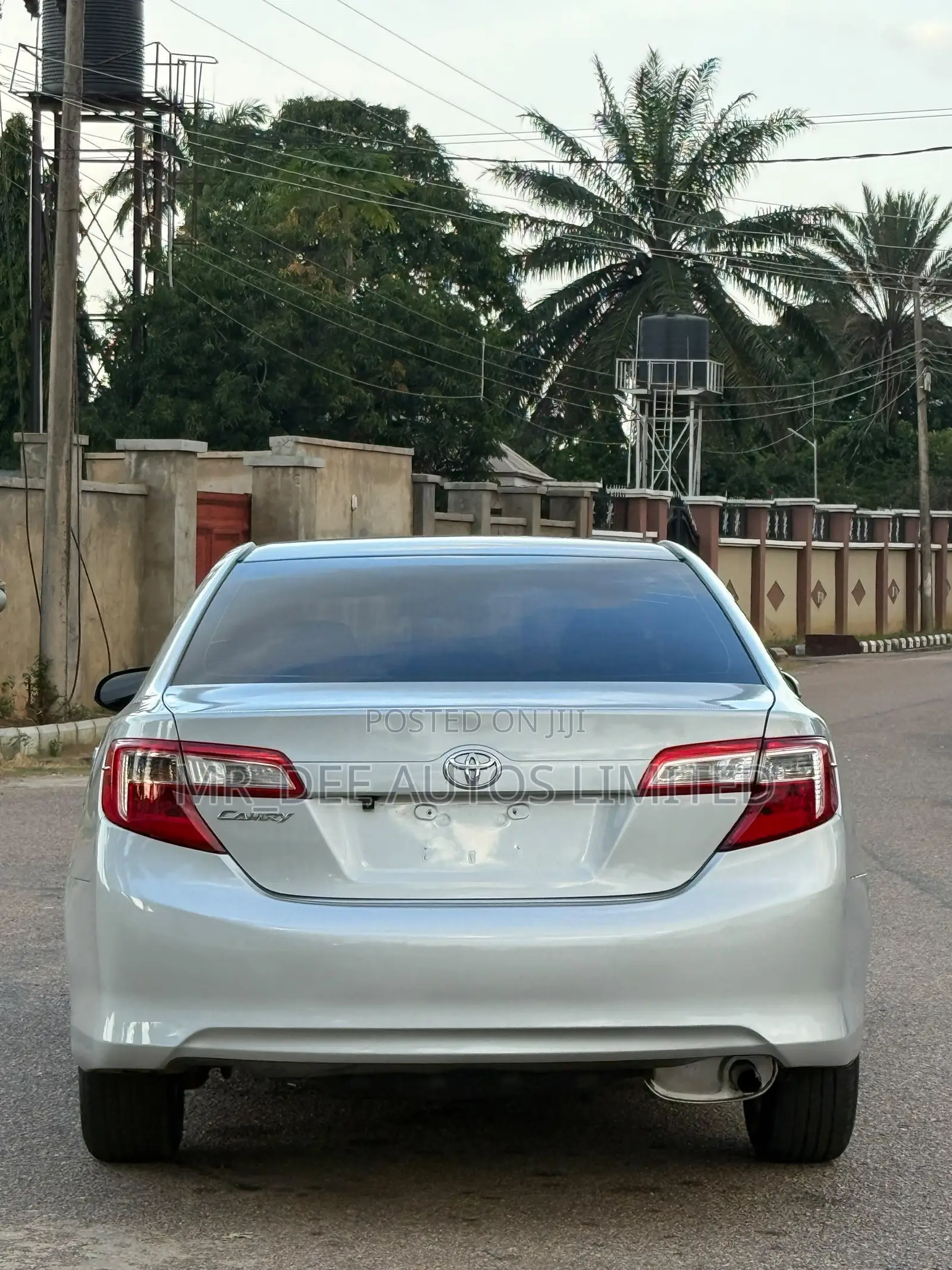 Toyota Camry 2012 Silver