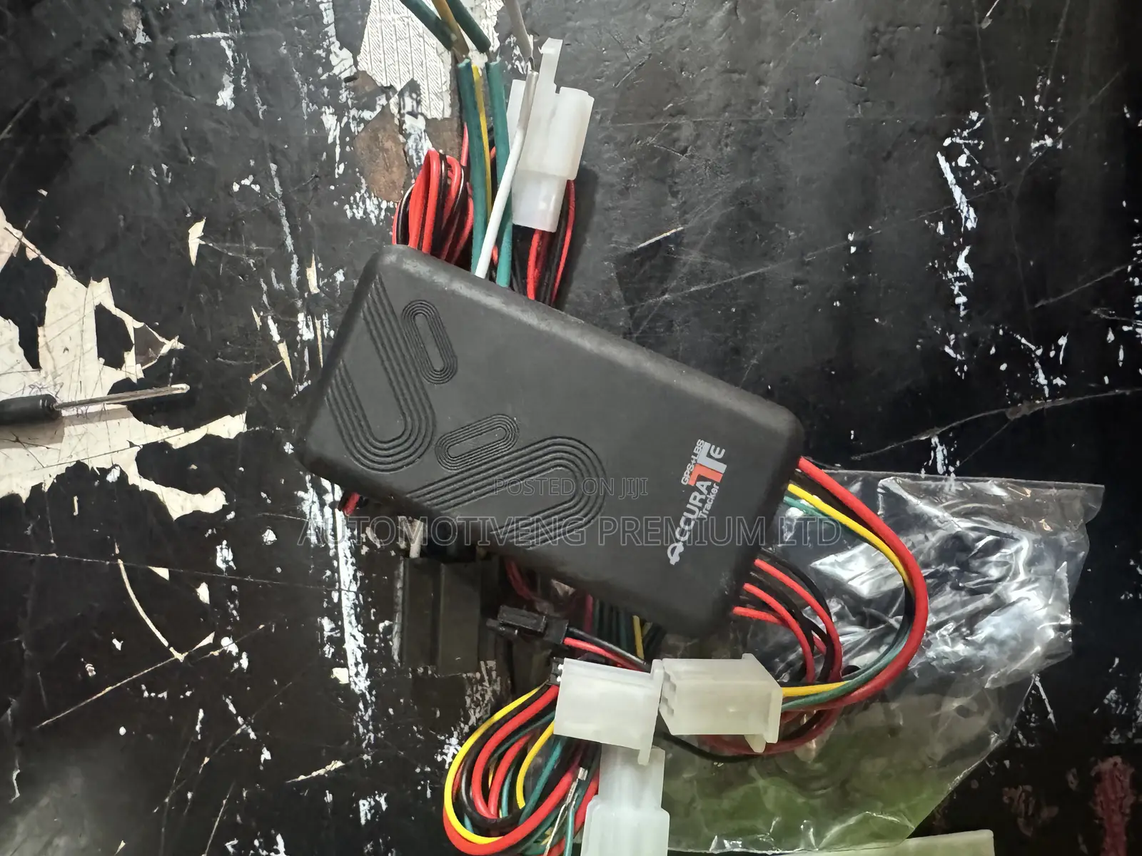 GT06 Accurate GPS Tracker With Installation