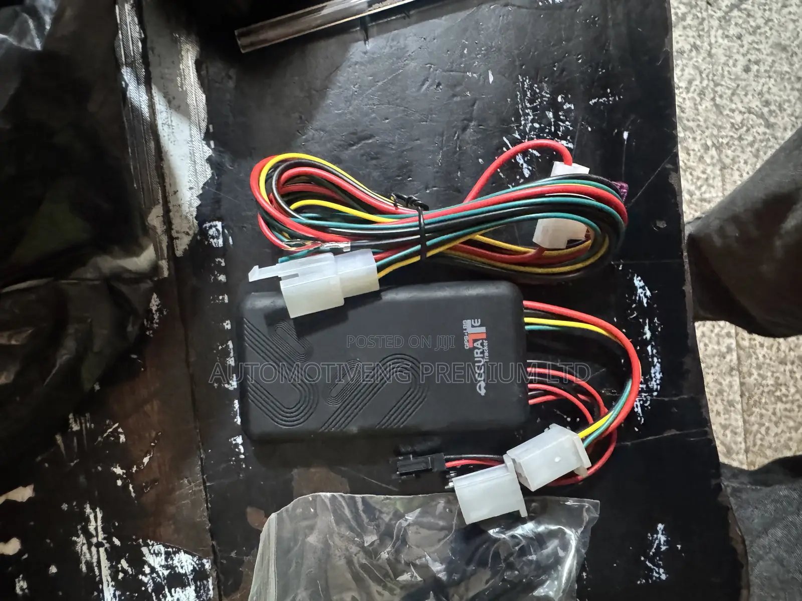 GPS Tracker (Gt06 Dagps Device) With Installation