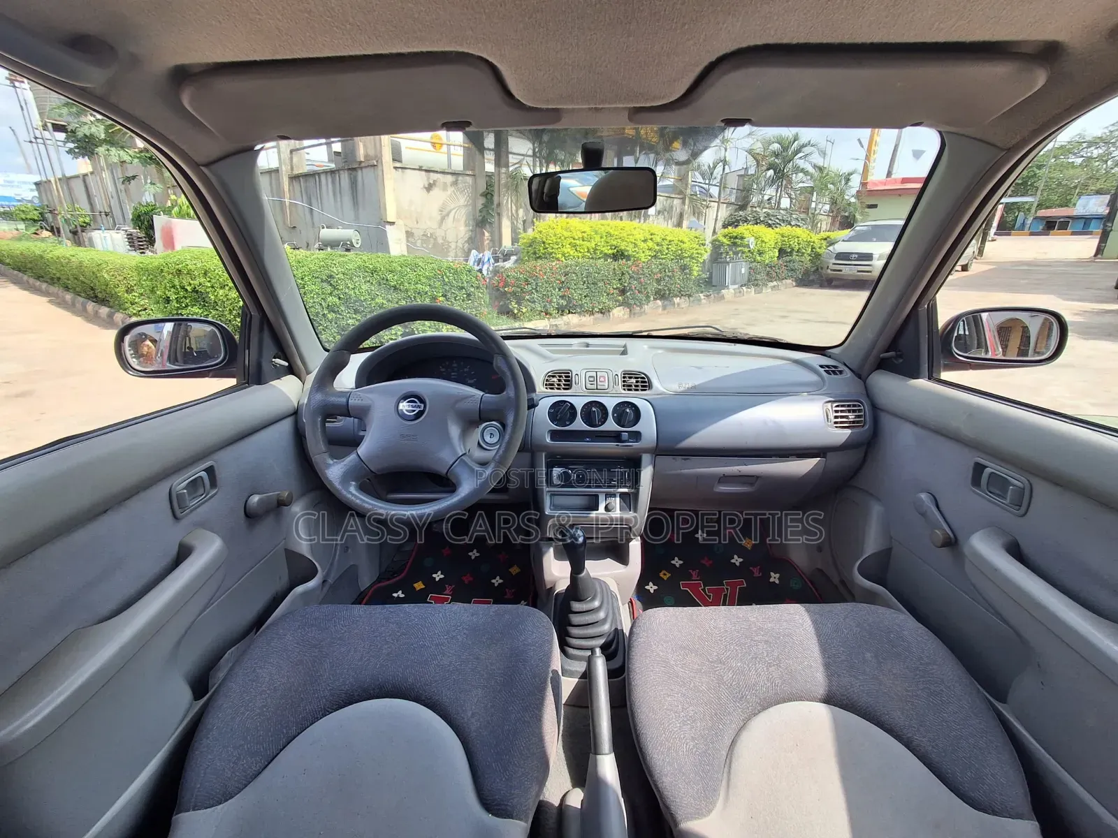 Nissan Micra 2003 Red