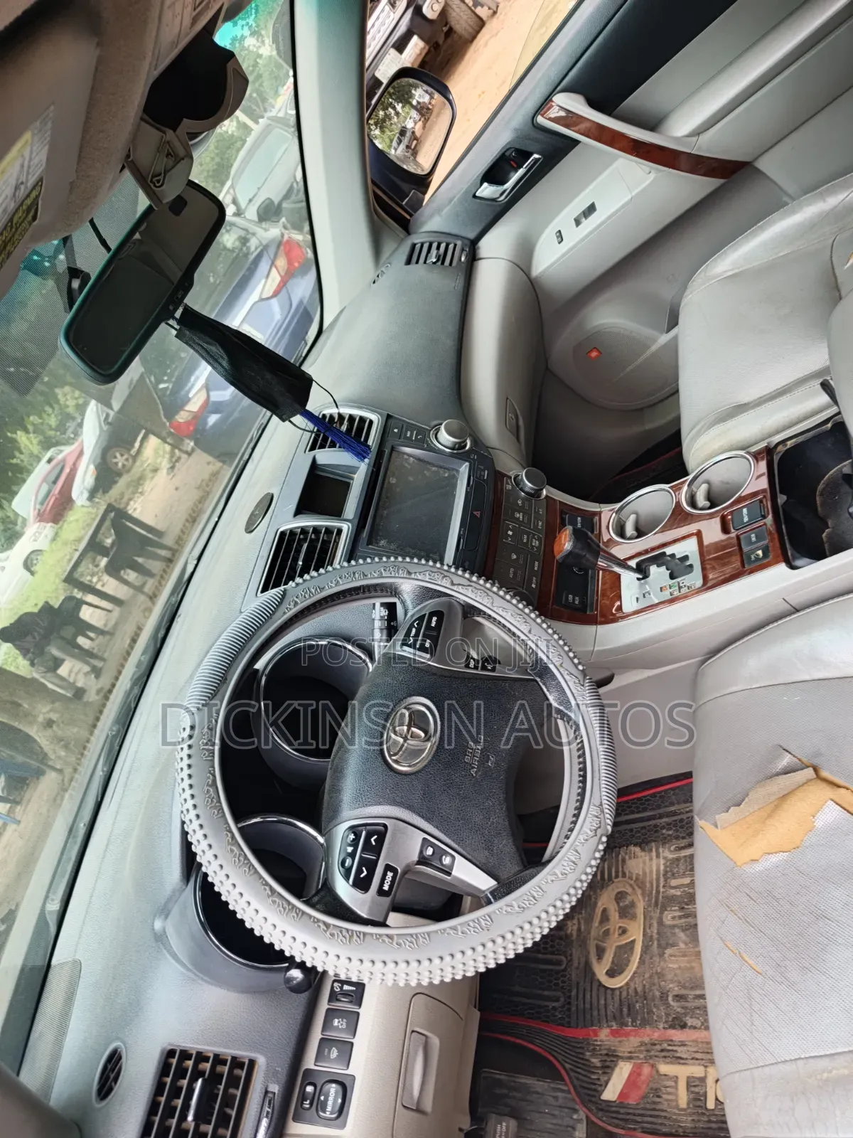 Toyota Highlander 2012 Gray