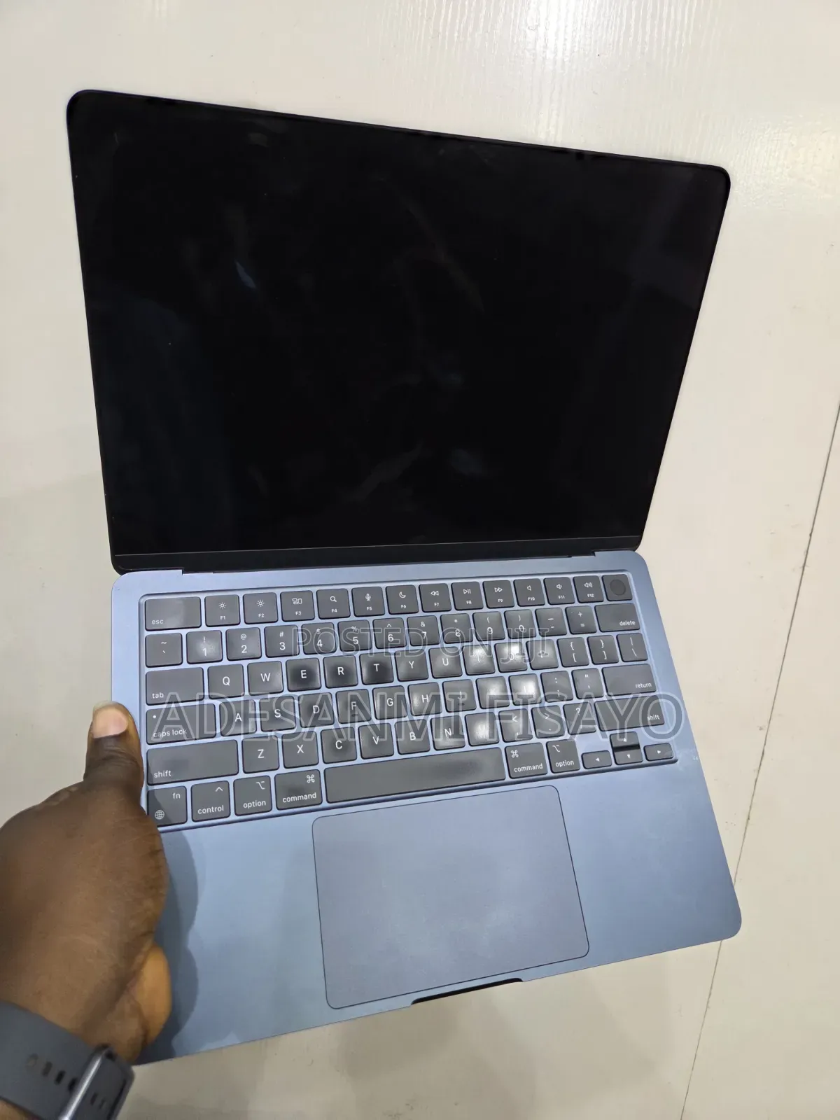 Laptop Apple MacBook Air 2024 M3 8GB Apple M3 SSD 256GB