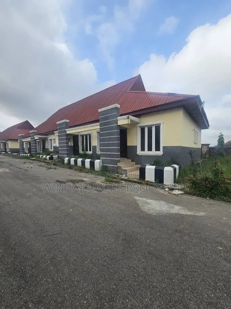 2bdrm Bungalow in Fha Lugbe for sale