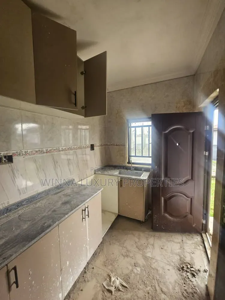 2bdrm Bungalow in Fha Lugbe for sale
