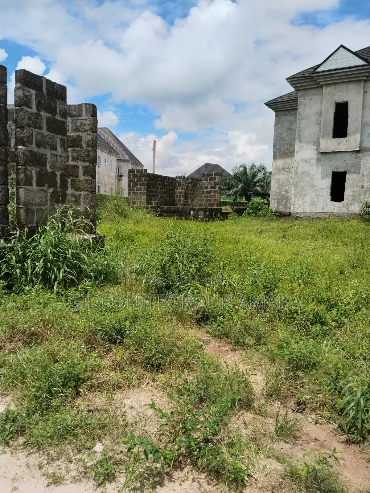 5bdrm Duplex in Nut Road, Ethiope East for sale