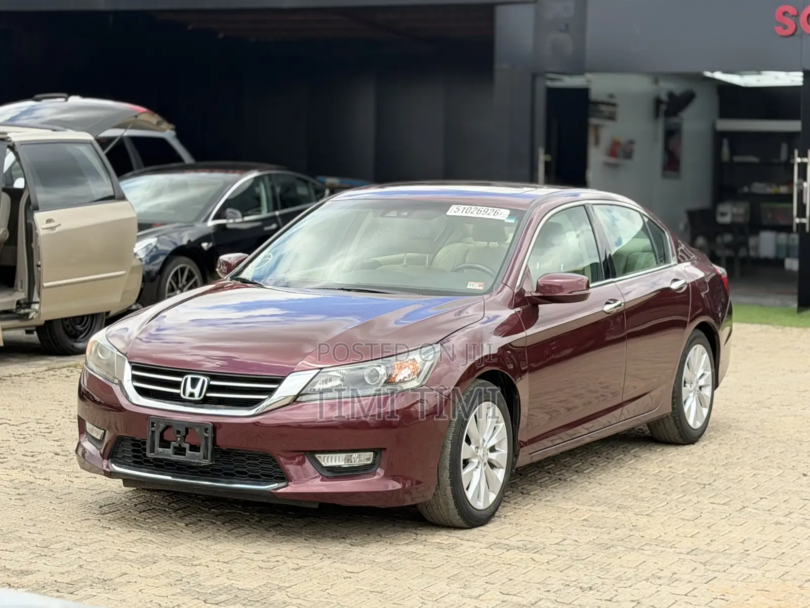 Honda Accord EX-L V6 w/Navigation 4dr Sedan (3.5L 6cyl 6A) 2015 Red