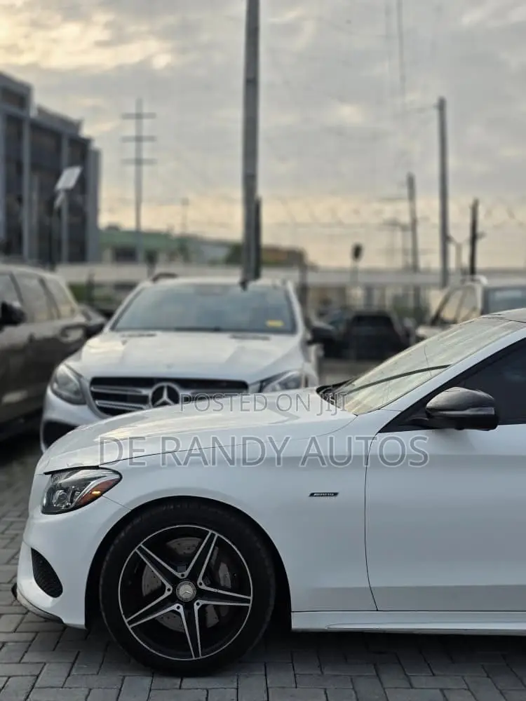 Mercedes-Benz C450 2016 White