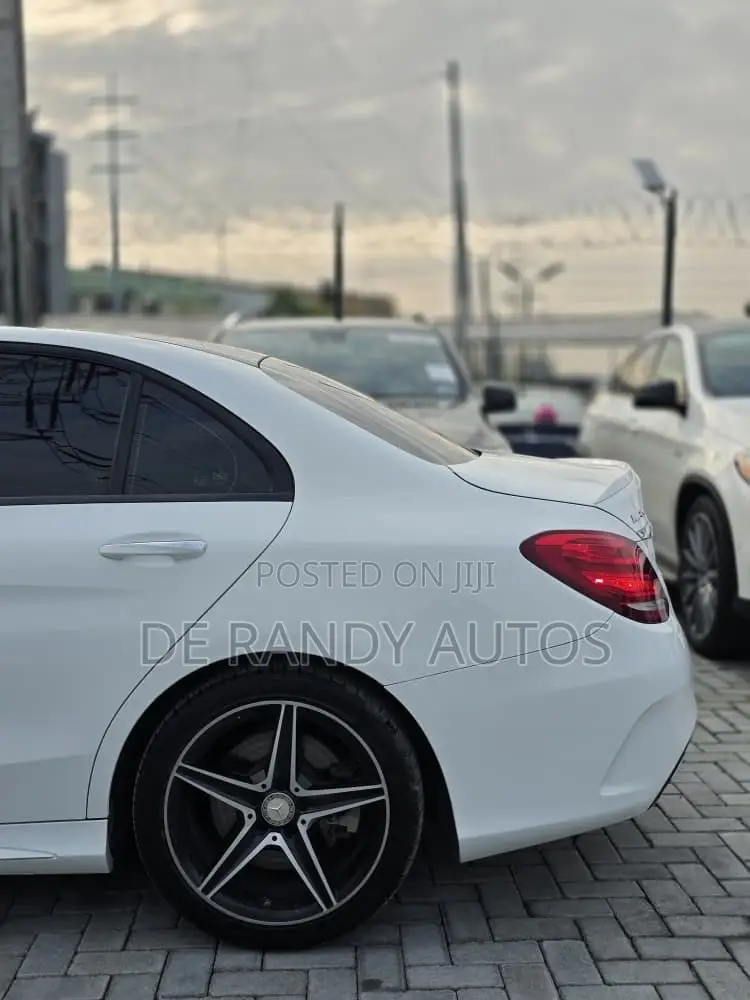 Mercedes-Benz C450 2016 White