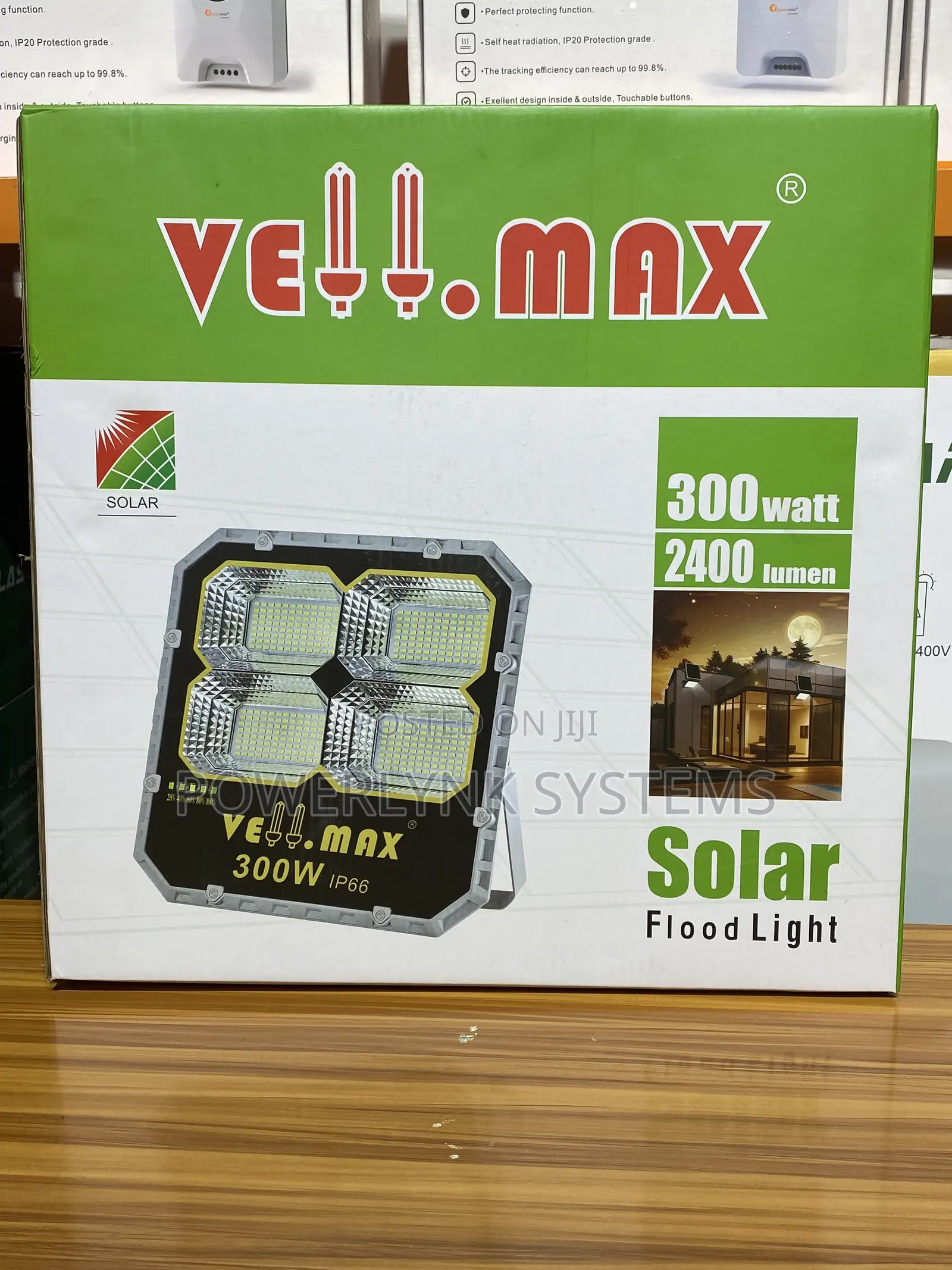 Vell Max 300w/2400 Lumen Solar Flood Light