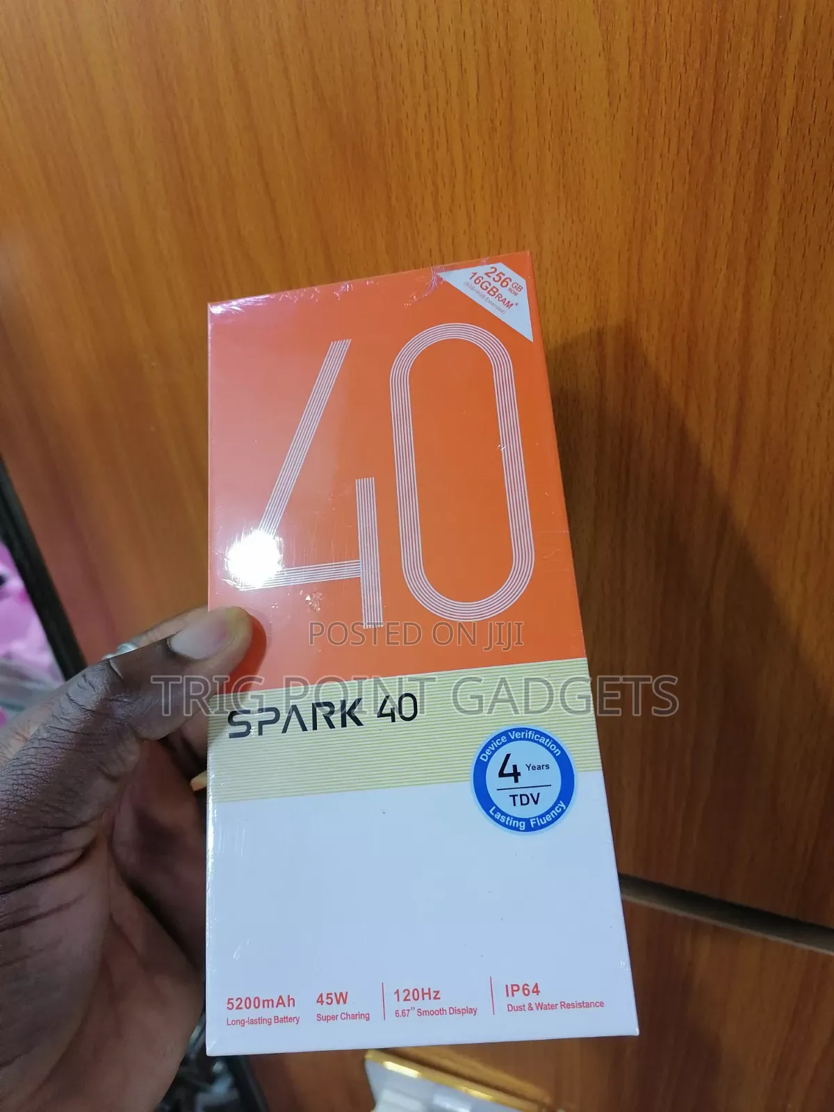 New Tecno Spark 40 256 GB Gray