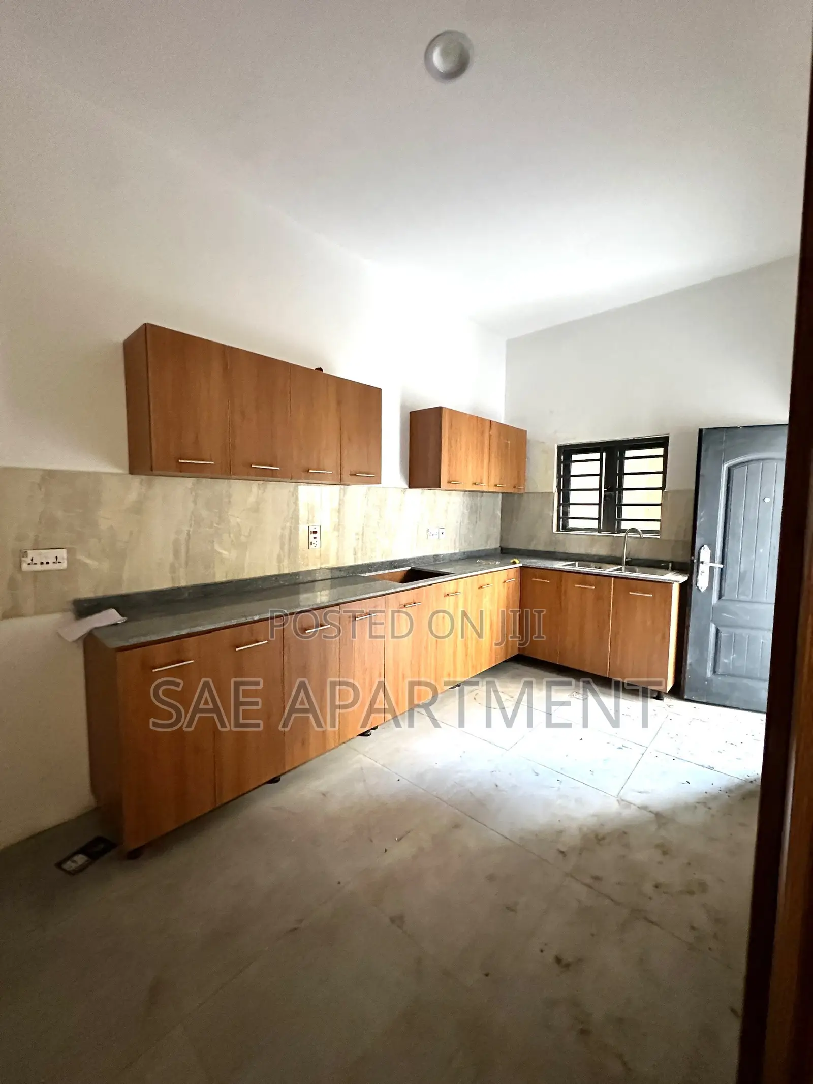 3bdrm Apartment in Jahi Abuja (Bq ) for rent