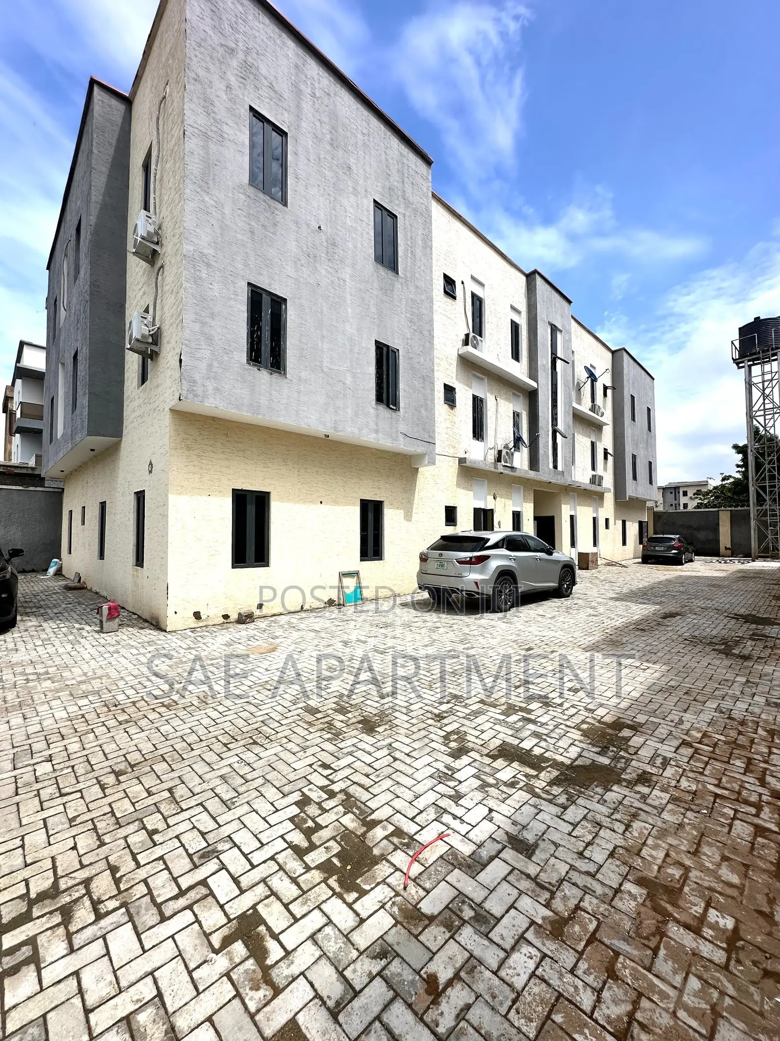 3bdrm Apartment in Jahi Abuja (Bq ) for rent