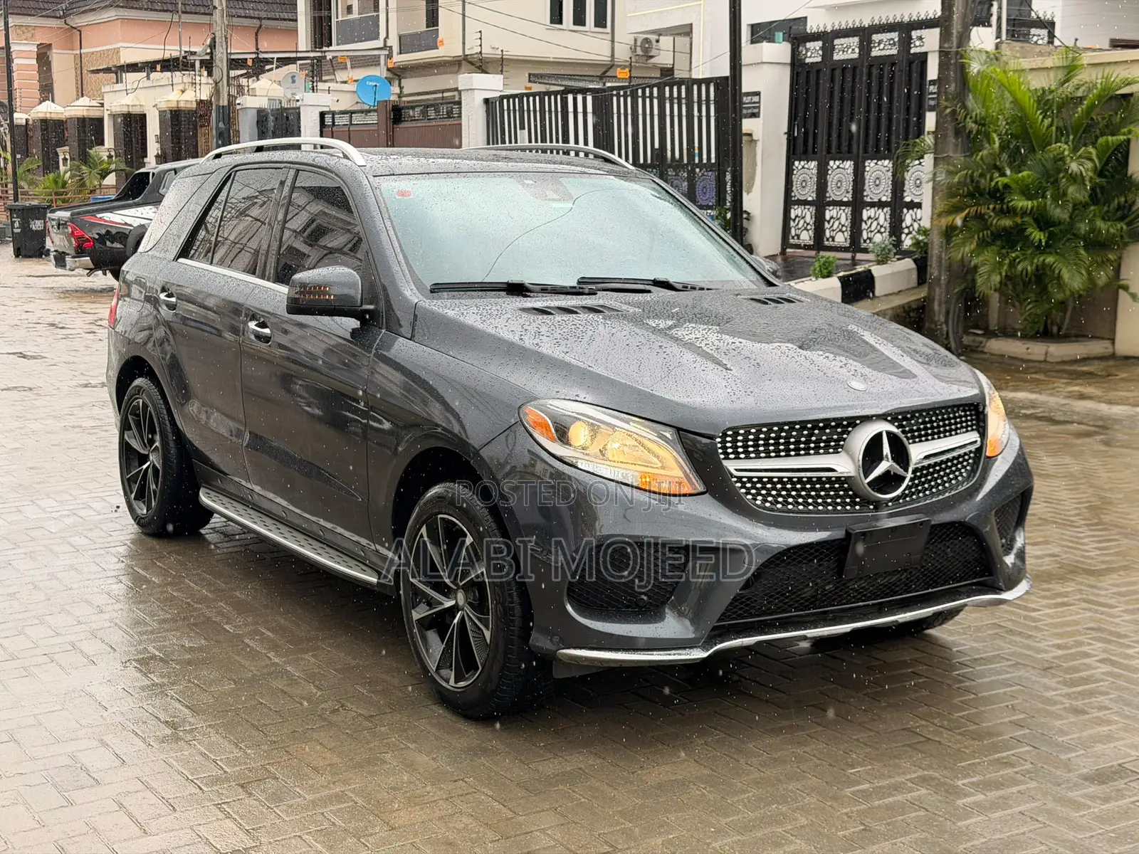 Mercedes-Benz M Class ML350 4dr SUV (3.5L 6cyl 7A) 2015 Gray