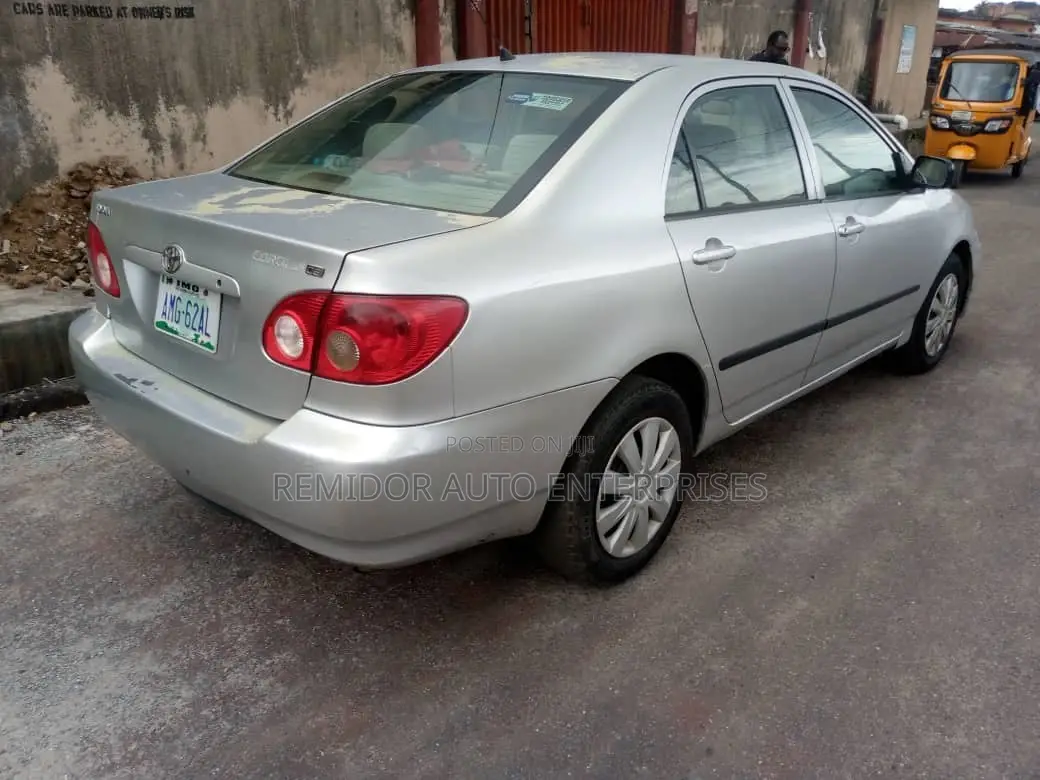 Toyota Corolla 2006 Silver