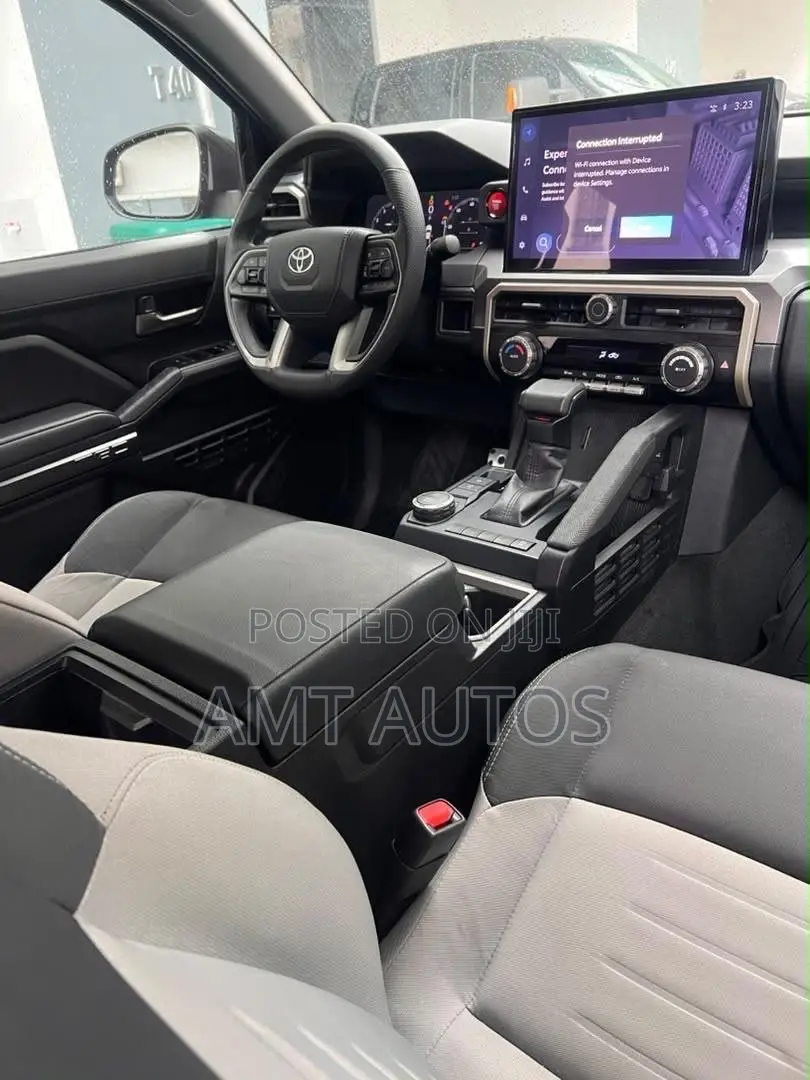 Toyota Tacoma TRD Sport Double Cab 4WD 5.0 ft. SB (Automatic) 2025
