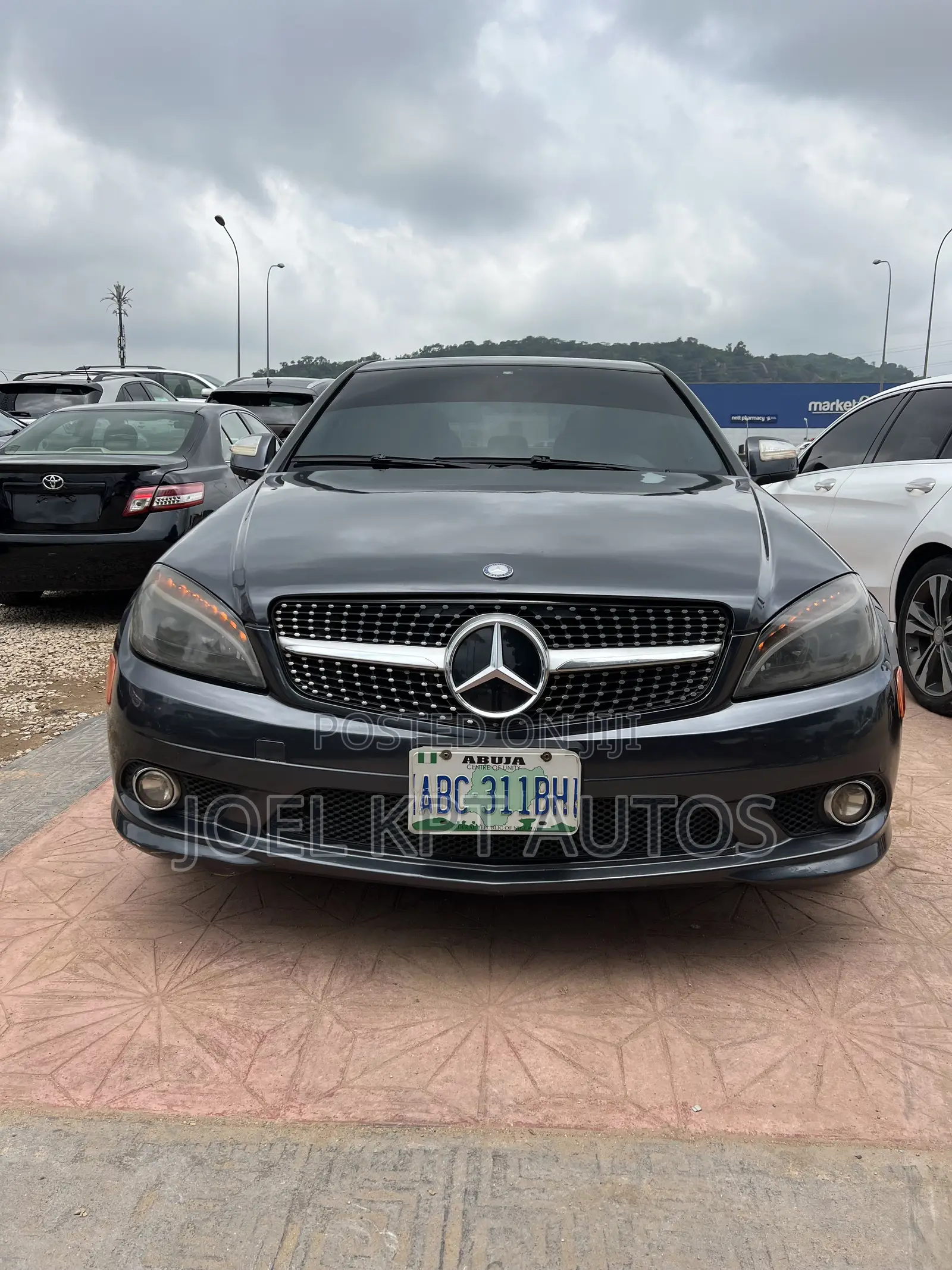Mercedes-Benz C300 2008 Black